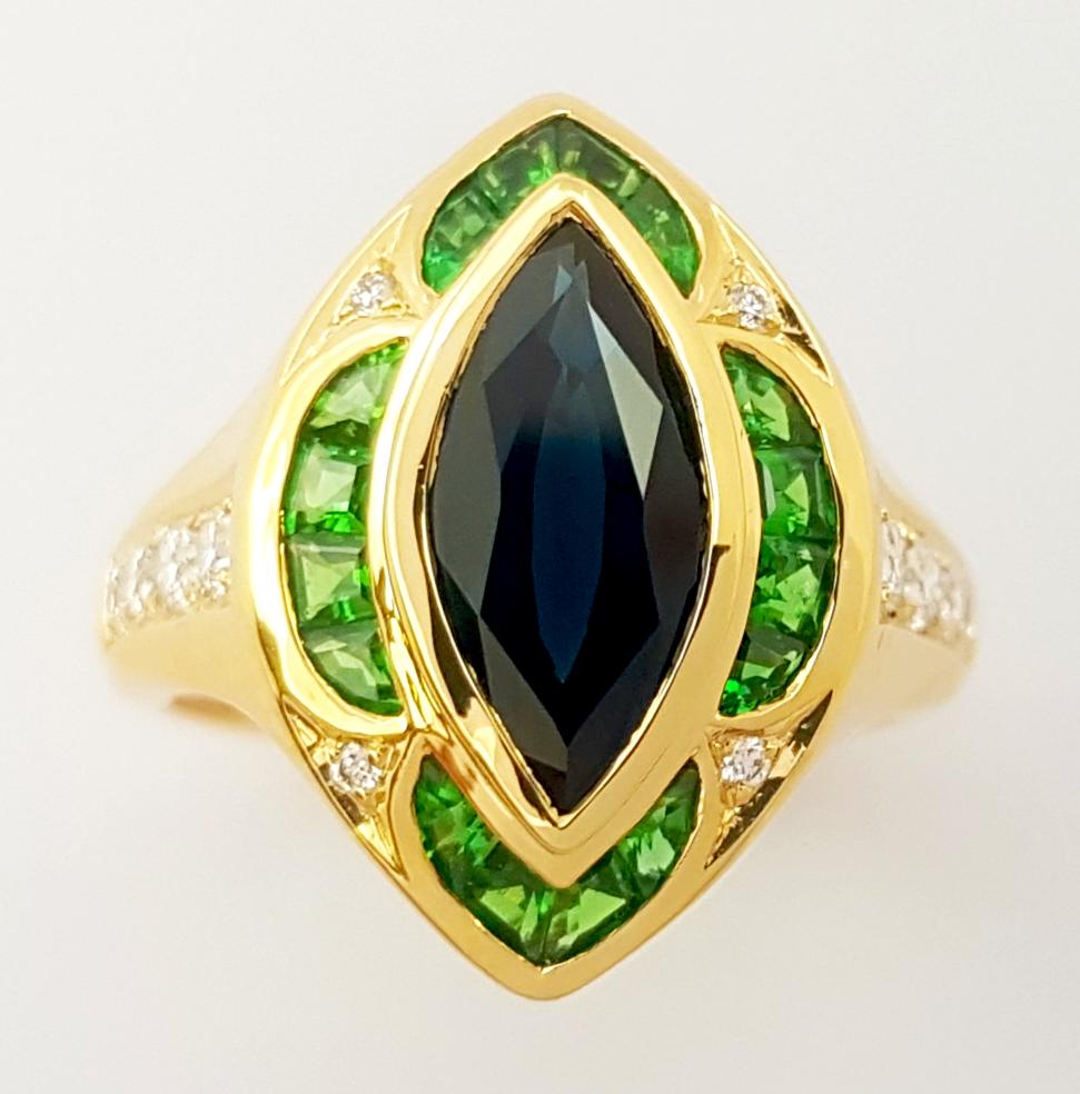 Blue Sapphire, Tsavorite and Diamond Ring set in 18K Gold Settings For Sale 1