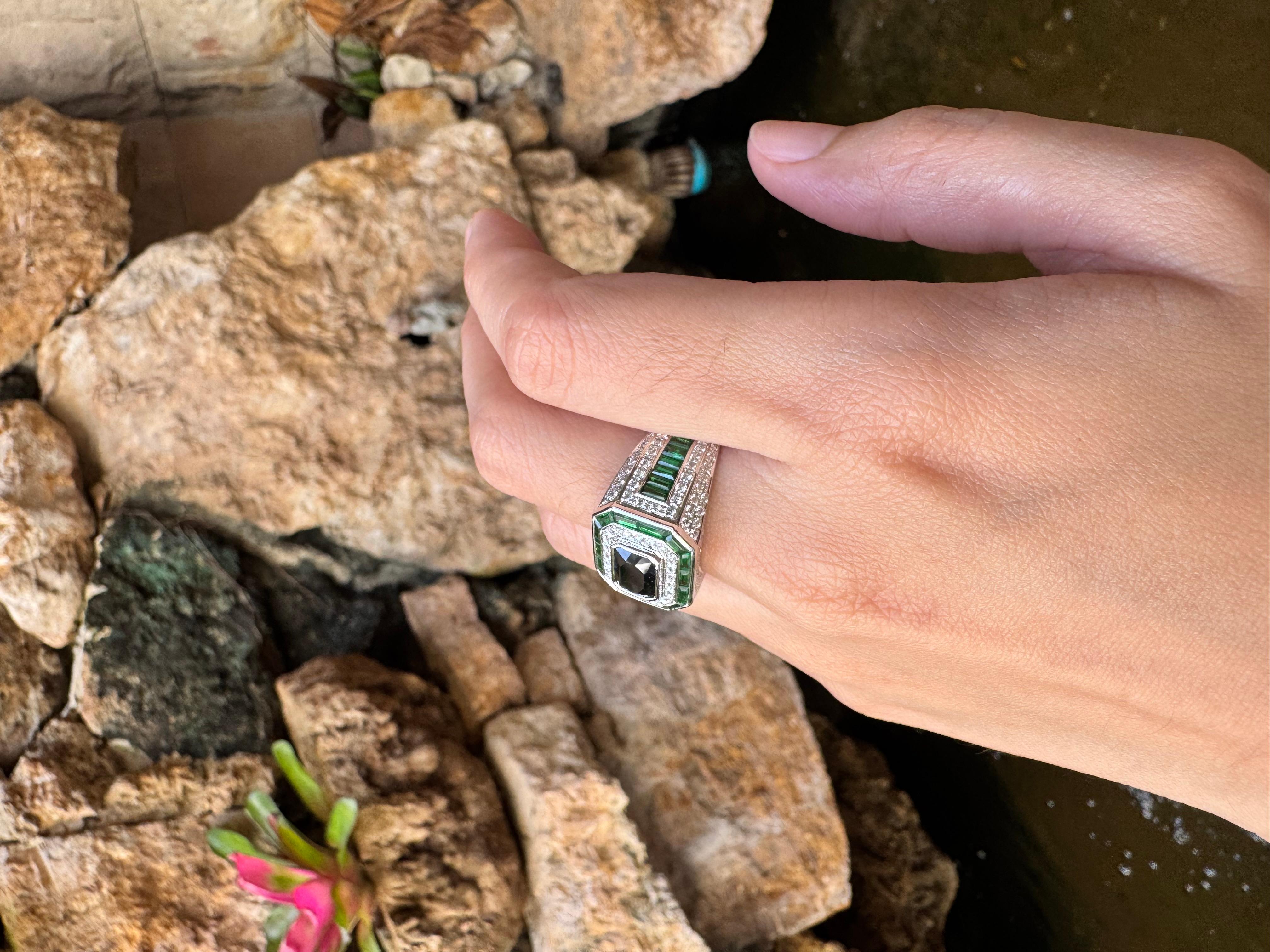 Art Deco Blue Sapphire, Tsavorite and Diamond Ring set in 18K White Gold Settings For Sale