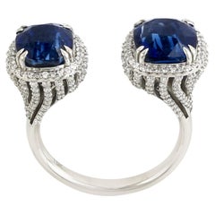 Bague jumelle en or blanc 18 carats avec saphir bleu et diamants