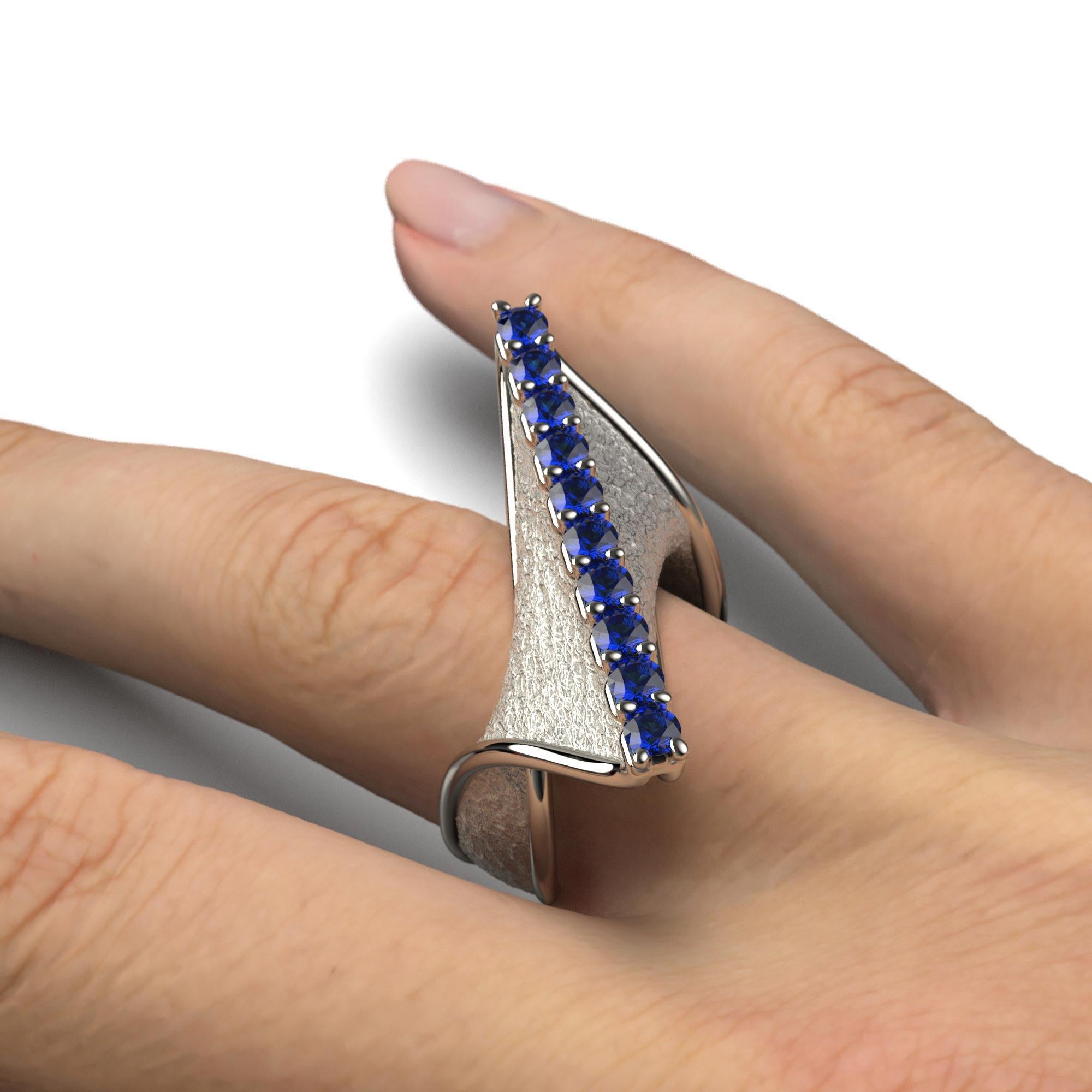 in vendita:  Anello in oro con zaffiro blu ritorto  Design italiano in oro 18k  Oltremare Gioielli 6
