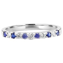 Bague de fiançailles à 11 pierres en or blanc 18 carats avec saphirs bleus et diamants blancs