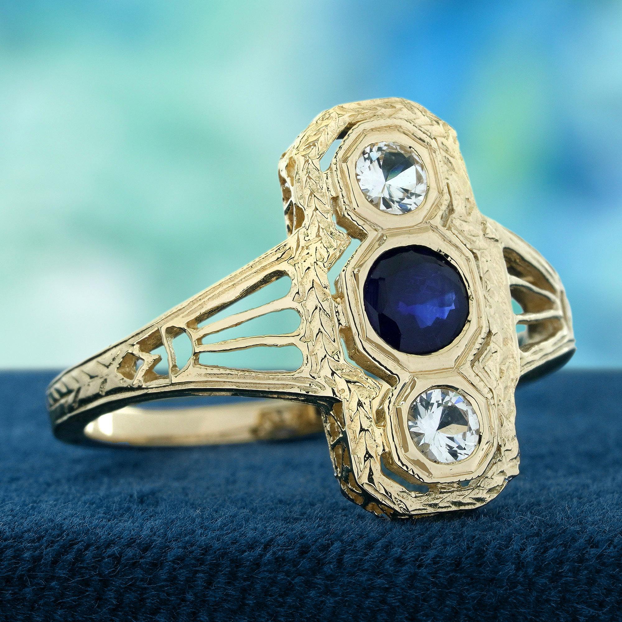 Zafiro azul Zafiro blanco Anillo de tres piedras estilo vintage en oro macizo de 9 quilates Eduardiano en venta