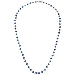 Collier à fil de saphirs bleus, or blanc