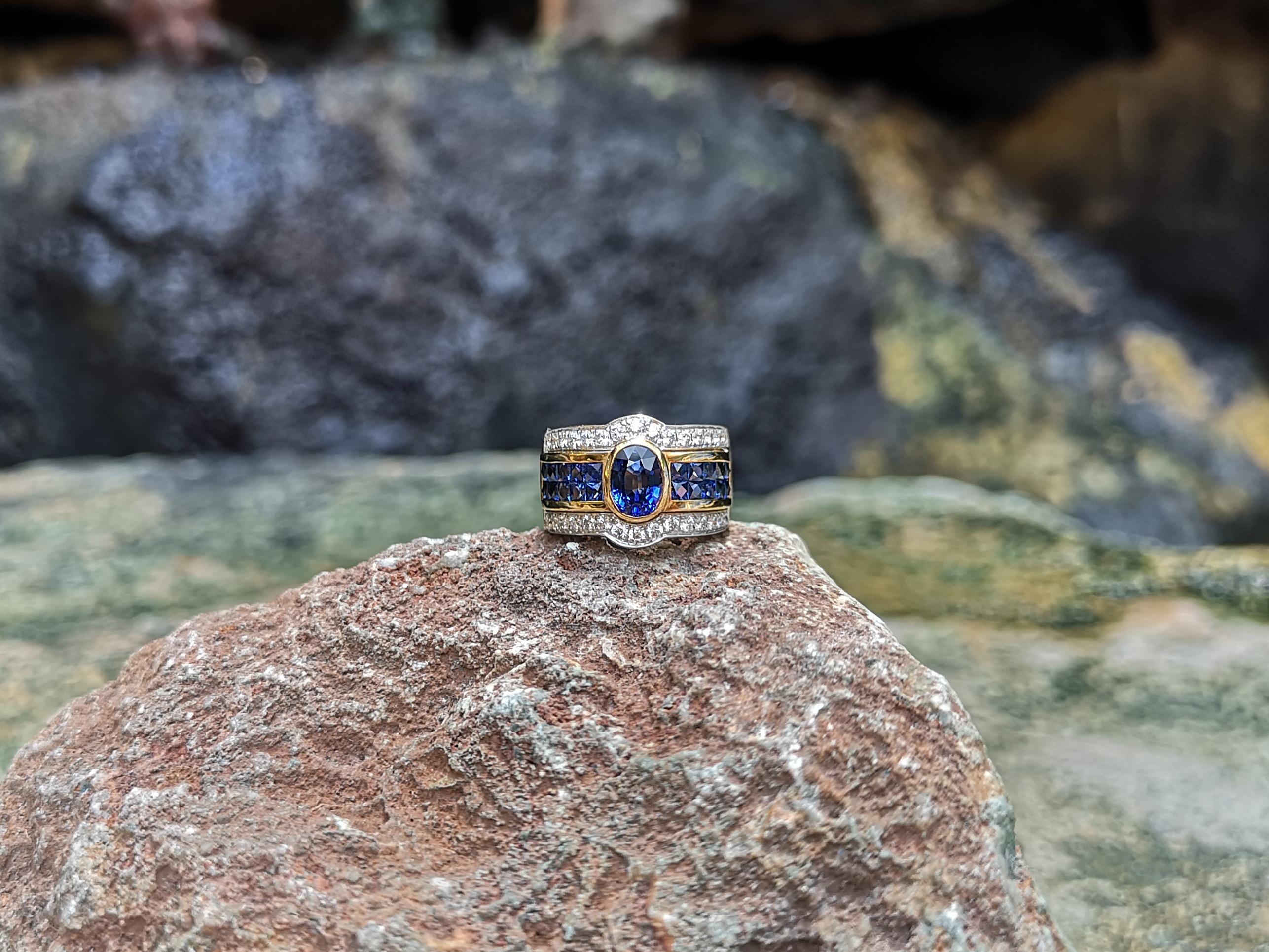 Mixed Cut Blue Sapphire with Diamond and Blue Sapphire Ring Set in 18 Karat Gold Settings For Sale