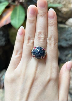Blue Sapphire with Diamond and Cabochon Ruby Ring set in 18K Gold Setting