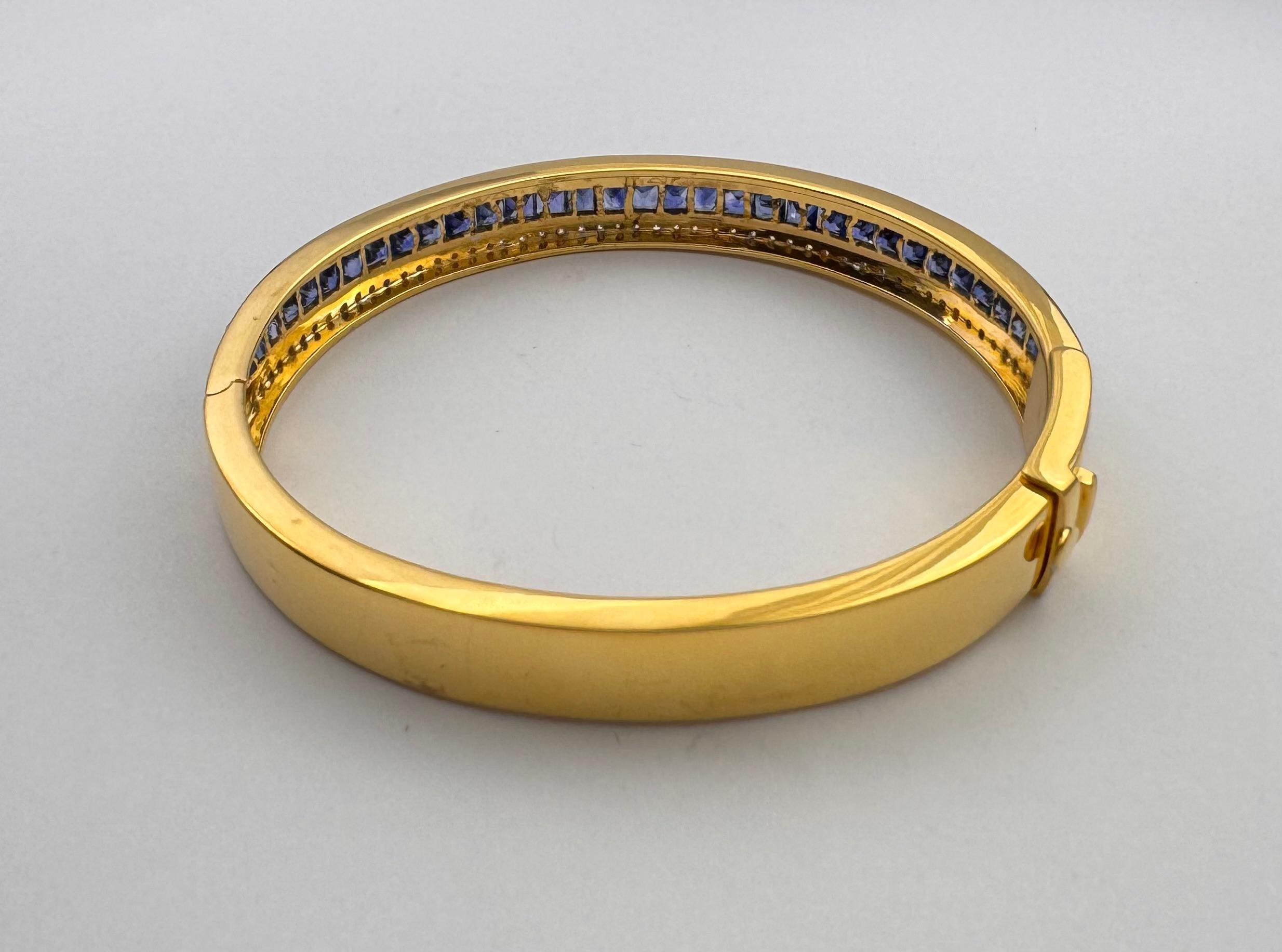 Blauer Saphir mit Diamant-Armreif in 18K Gold-Fassung im Angebot 5