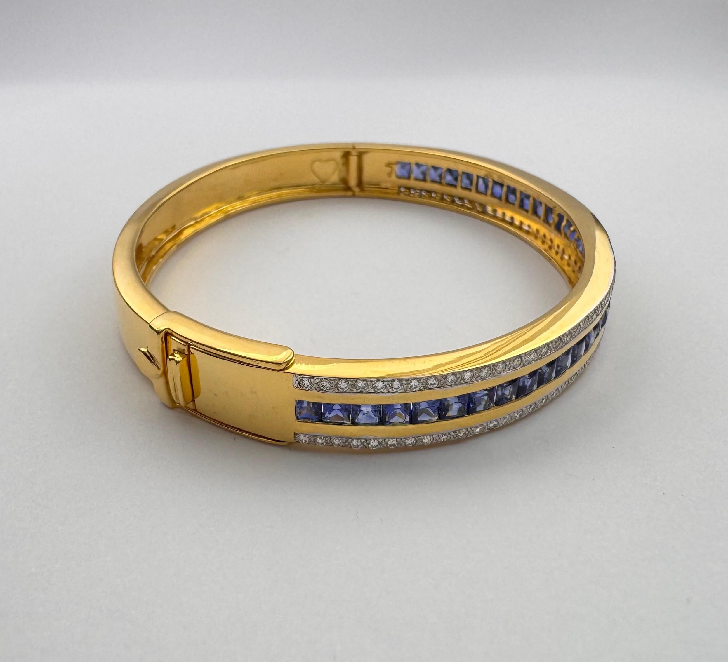 Blauer Saphir mit Diamant-Armreif in 18K Gold-Fassung im Angebot 2