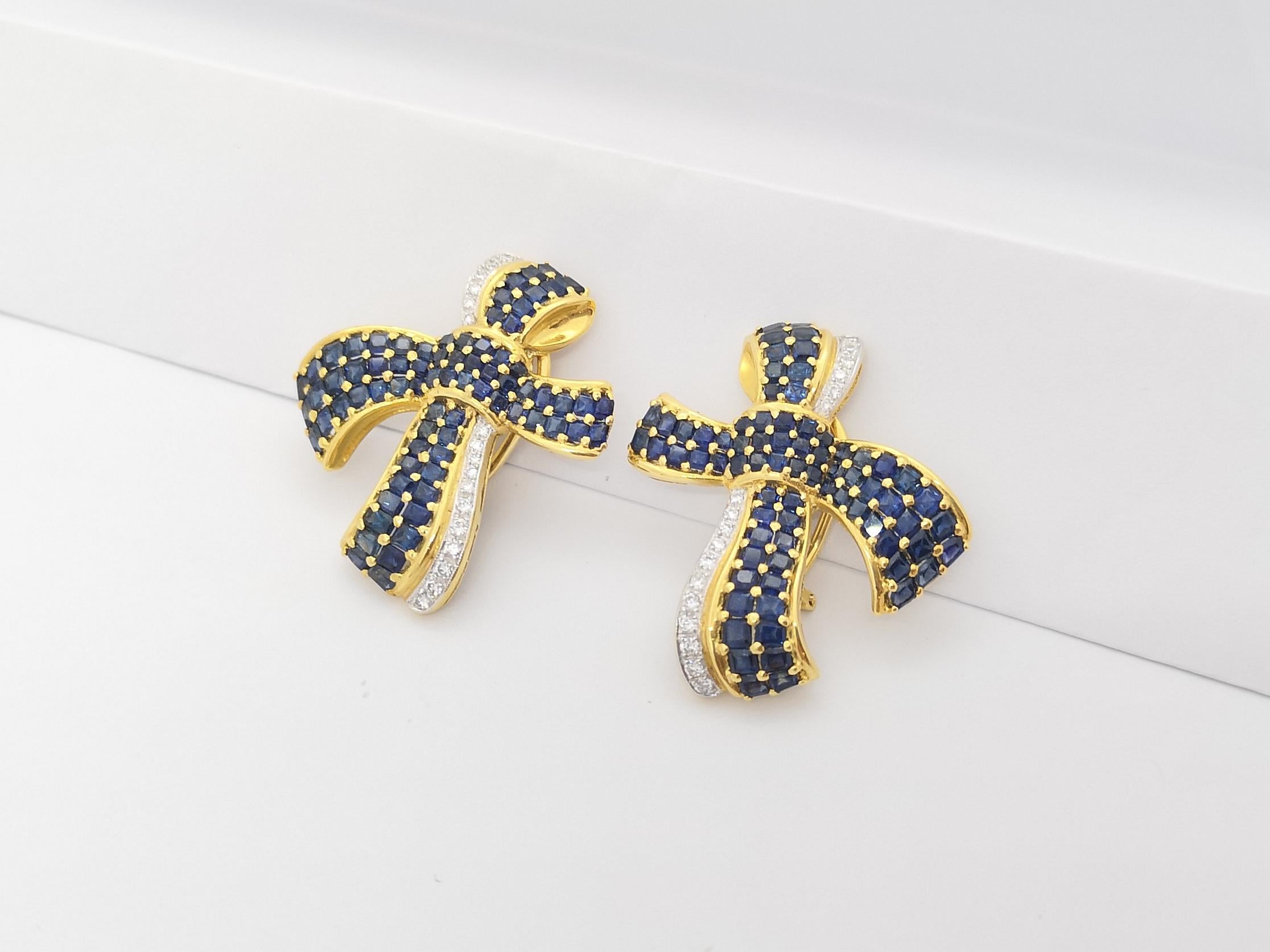 Blue Sapphire with Diamond Bow Earrings Set in 18k Gold Settings In New Condition For Sale In Bangkok, TH