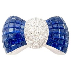 Retro Blue Sapphire with Diamond Bow Ring set in 18K White Gold Settings