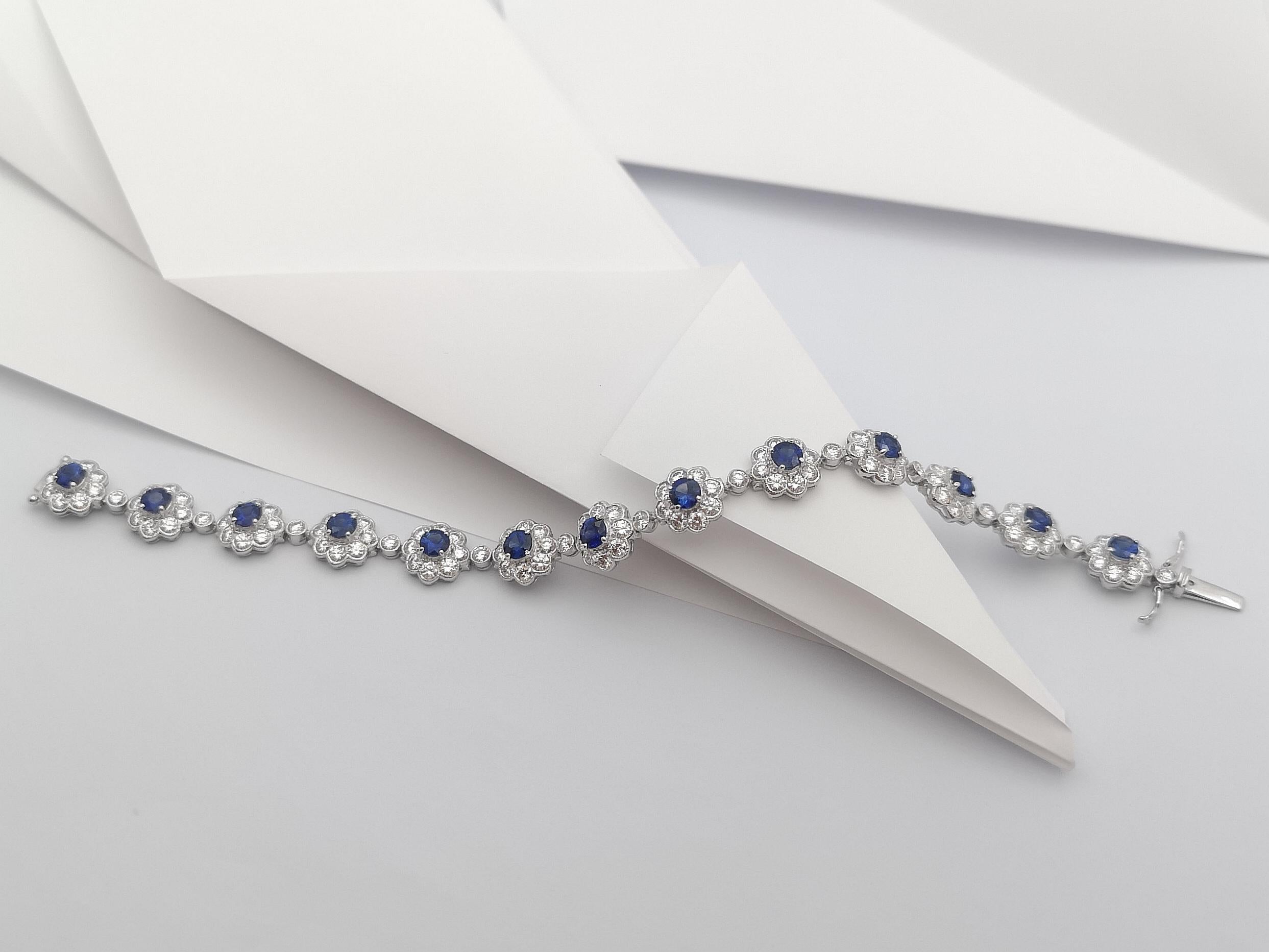 Blue Sapphire with Diamond Bracelet Set in 18 Karat White Gold Settings For Sale 1