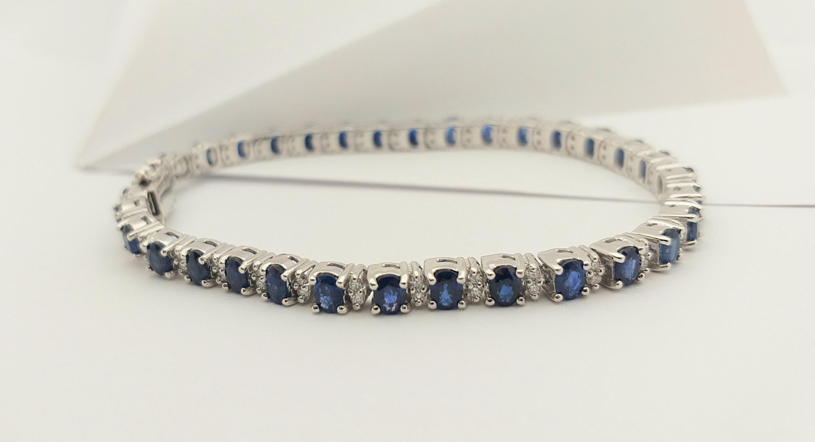Blue Sapphire with Diamond Bracelet set in 18 Karat White Gold Settings For Sale 7