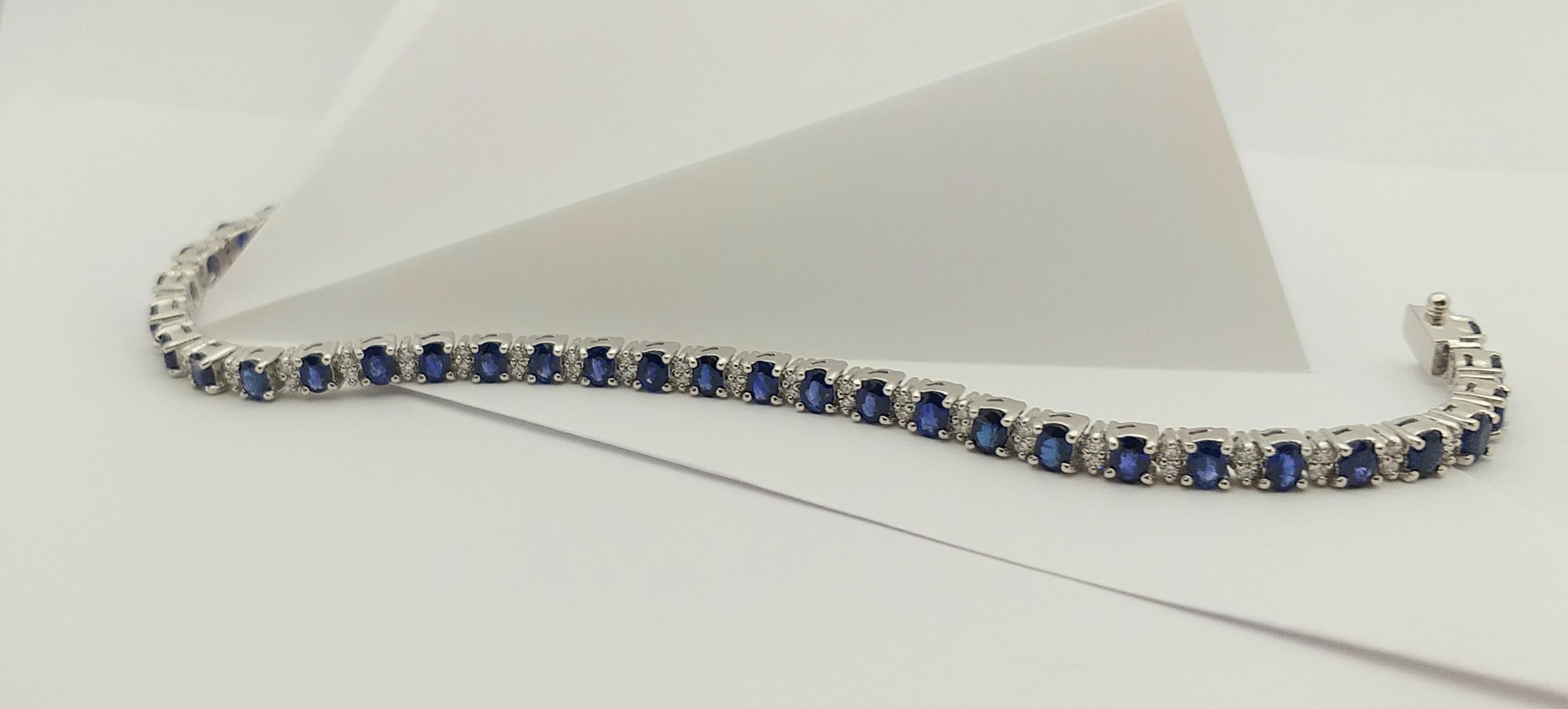 Women's Blue Sapphire with Diamond Bracelet set in 18 Karat White Gold Settings For Sale