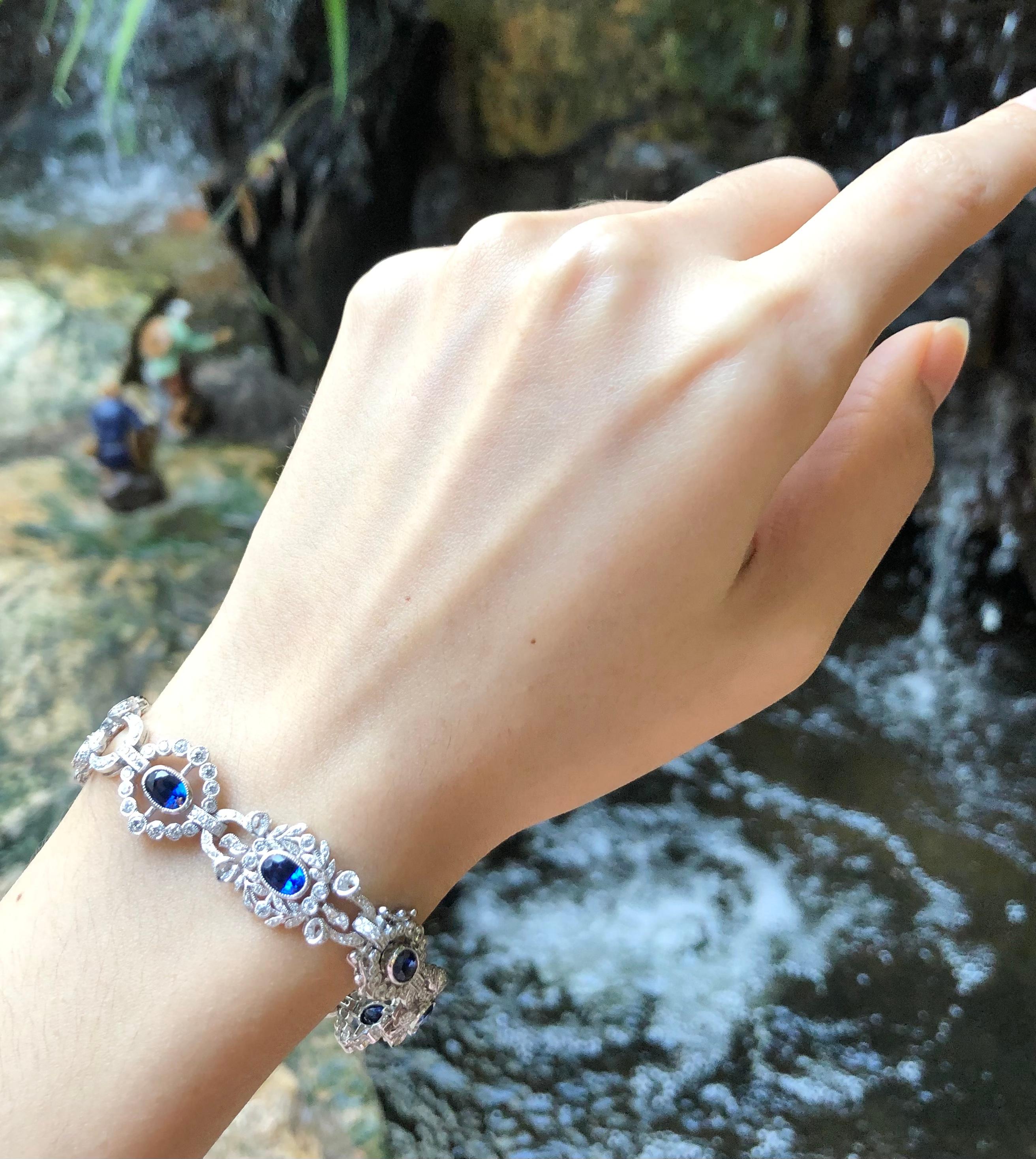 Mixed Cut  Blue Sapphire with Diamond Bracelet set in 18 Karat White Gold Settings For Sale