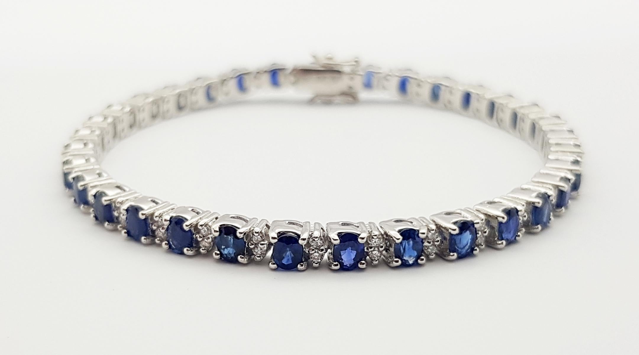 Blue Sapphire with Diamond Bracelet set in 18 Karat White Gold Settings For Sale 2