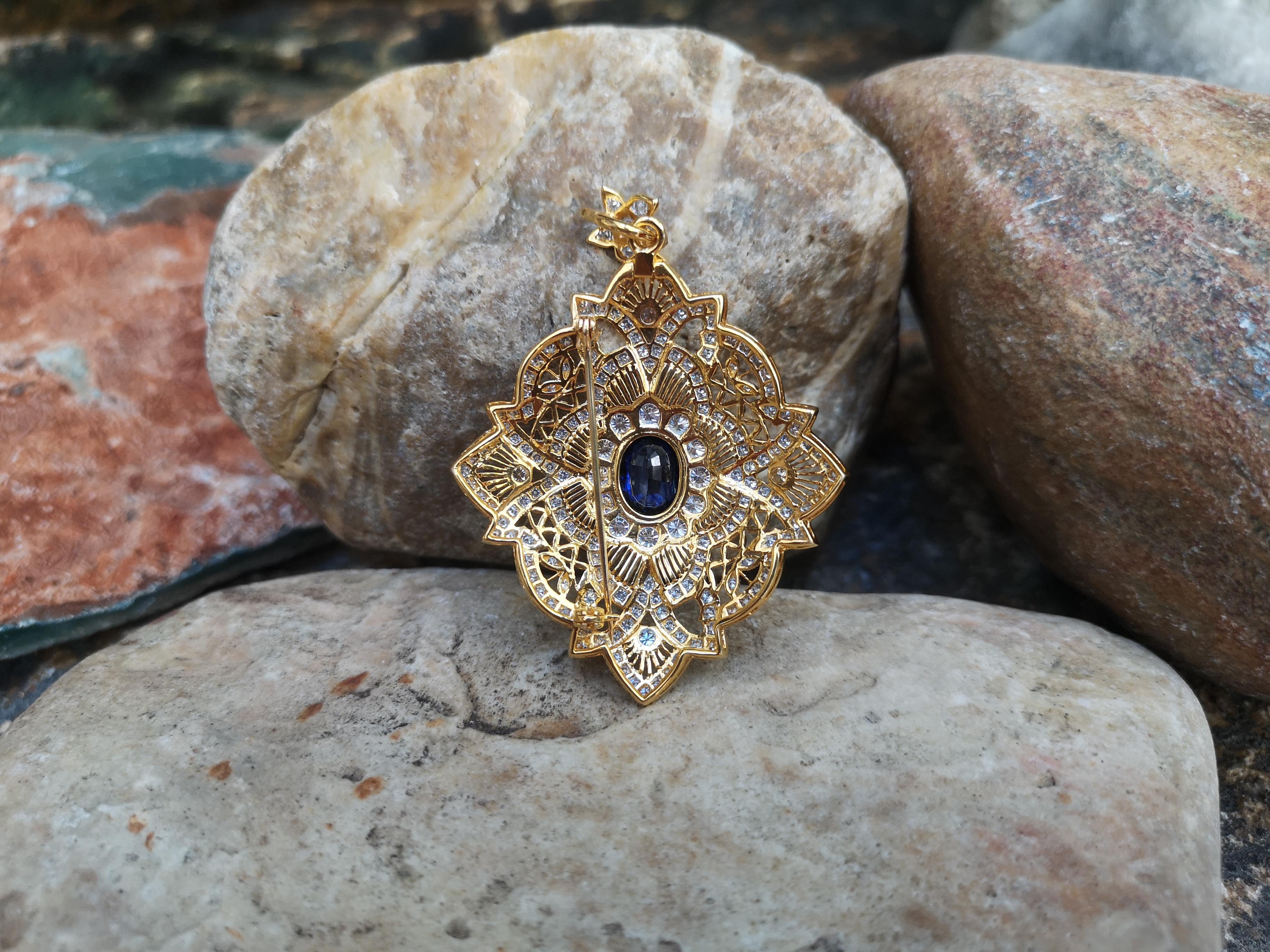 Women's Blue Sapphire with Diamond Brooch/Pendant Set in 18 Karat Gold Settings