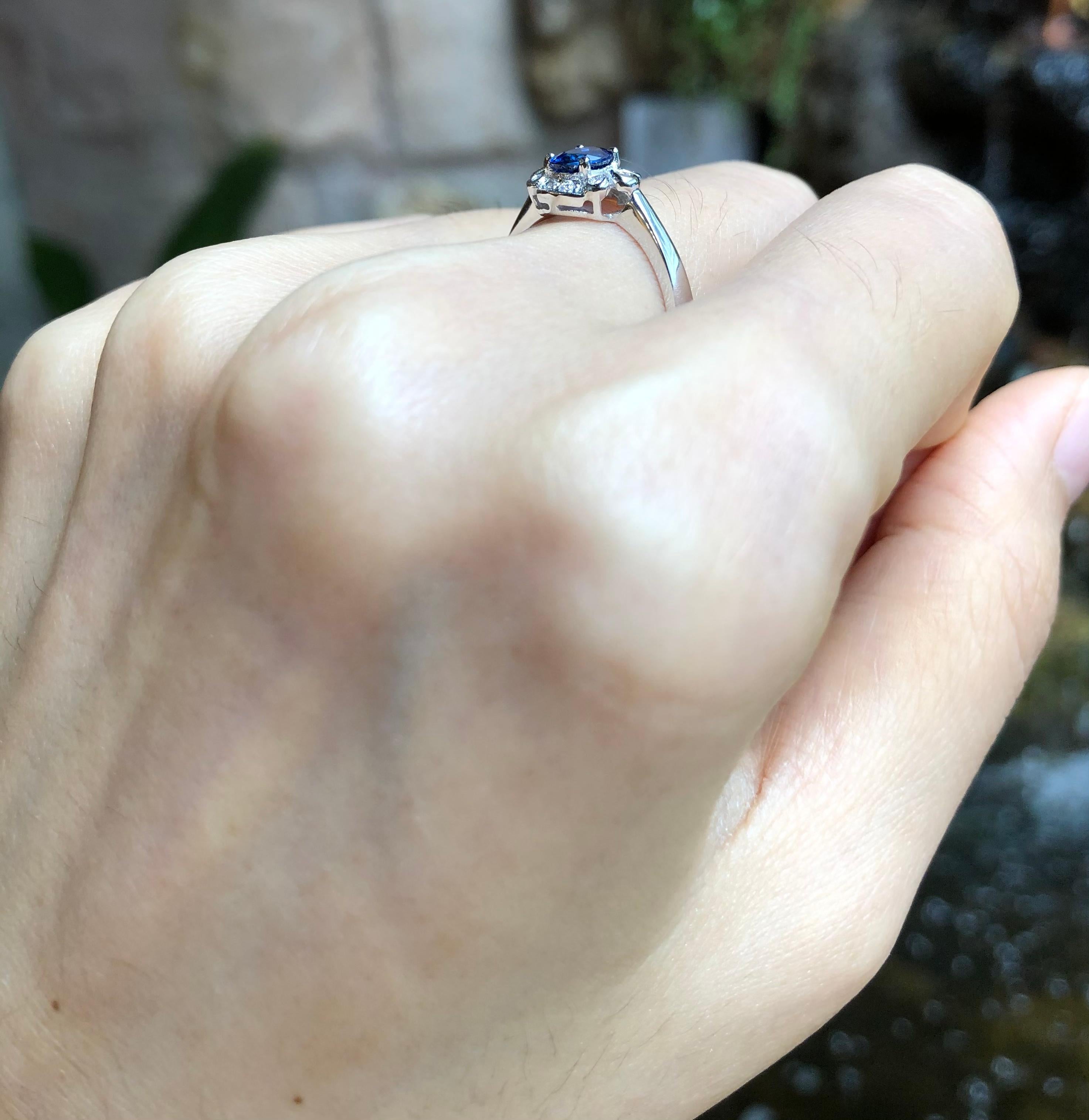 0.5 carat ring on finger
