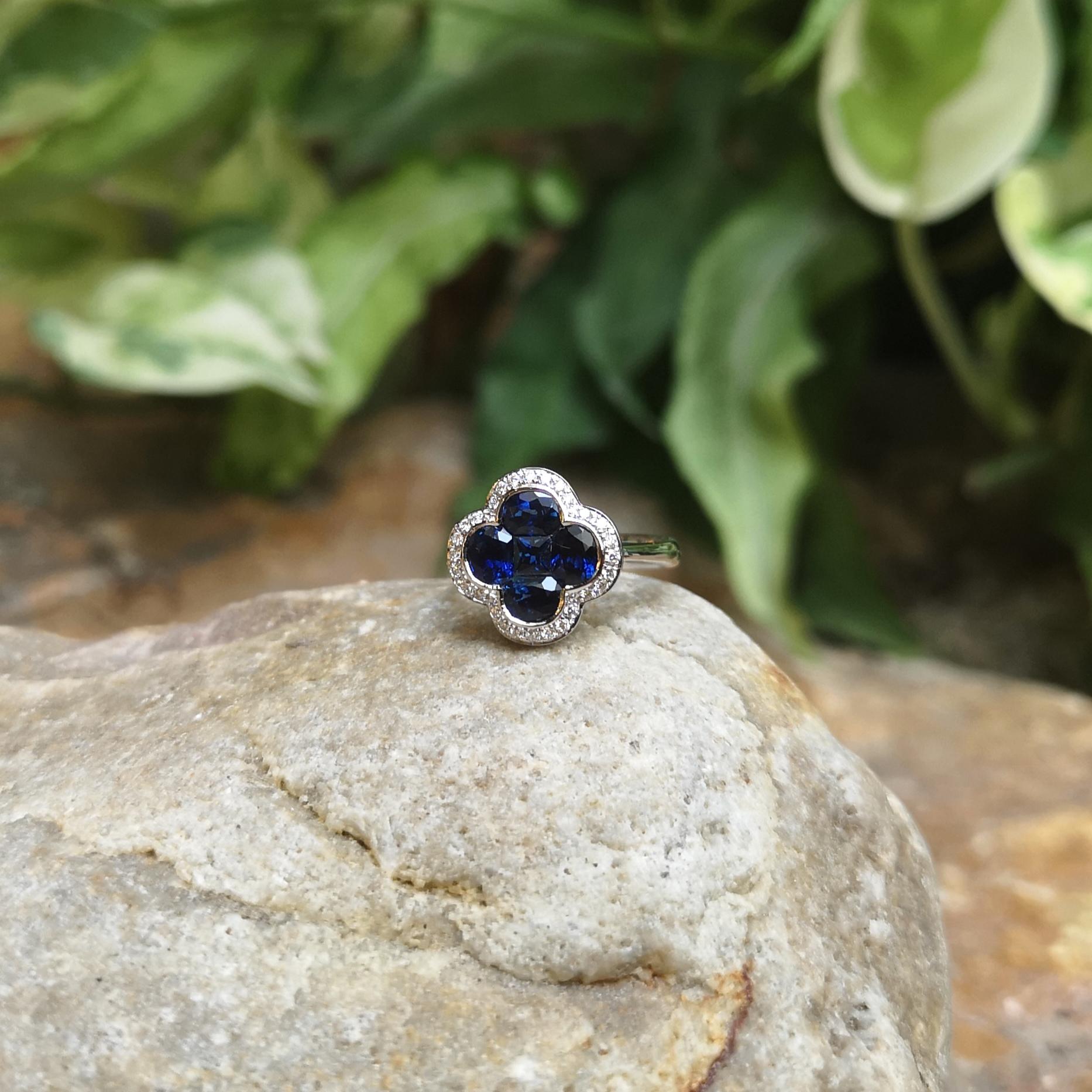 Blue Sapphire with Diamond Clover Ring set in 18K White Gold Settings For Sale 1