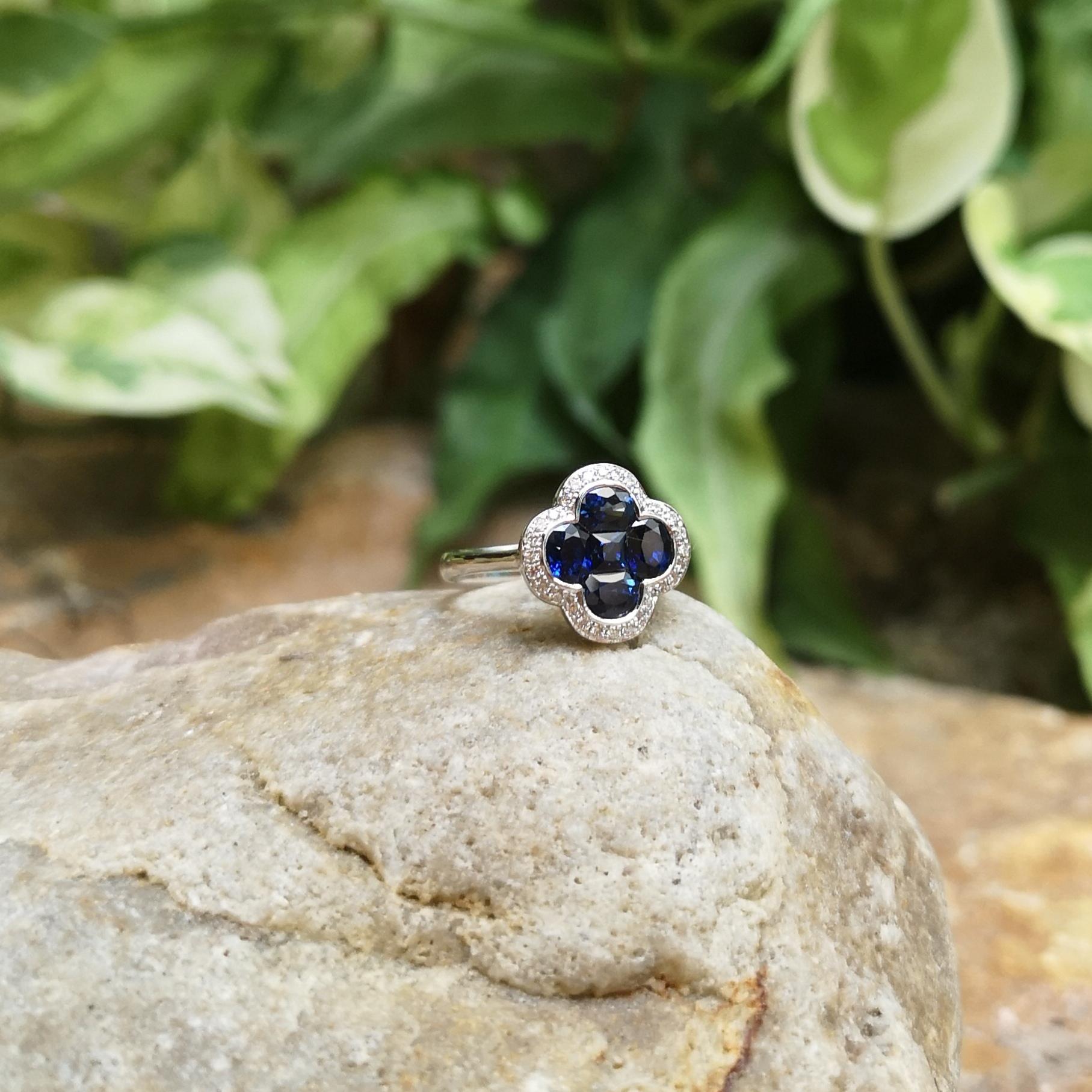 Blue Sapphire with Diamond Clover Ring set in 18K White Gold Settings For Sale 2