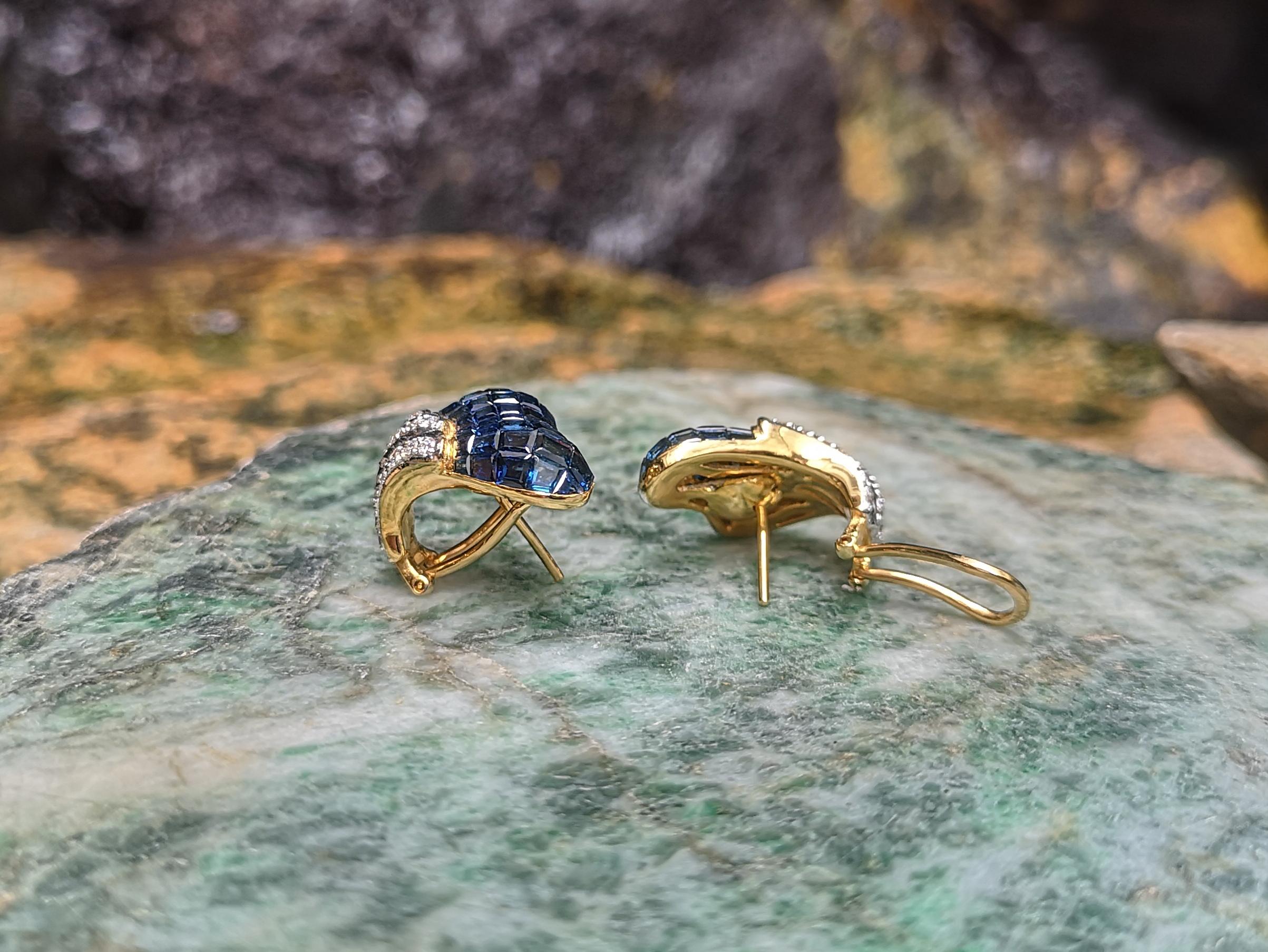 Women's Blue Sapphire with Diamond Earrings Set in 18 Karat Gold Settings For Sale