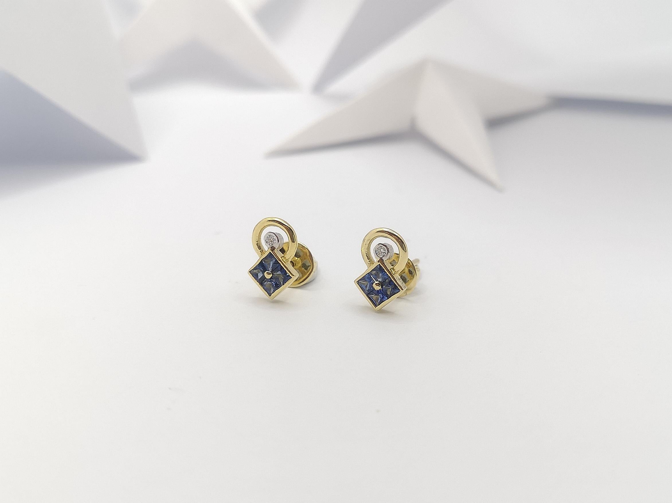 Blue Sapphire with Diamond Earrings Set in 18 Karat Gold Settings In New Condition For Sale In Bangkok, TH