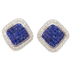 Ohrringe mit blauem blauem Saphir und Diamant in 18 Karat Weißgoldfassung