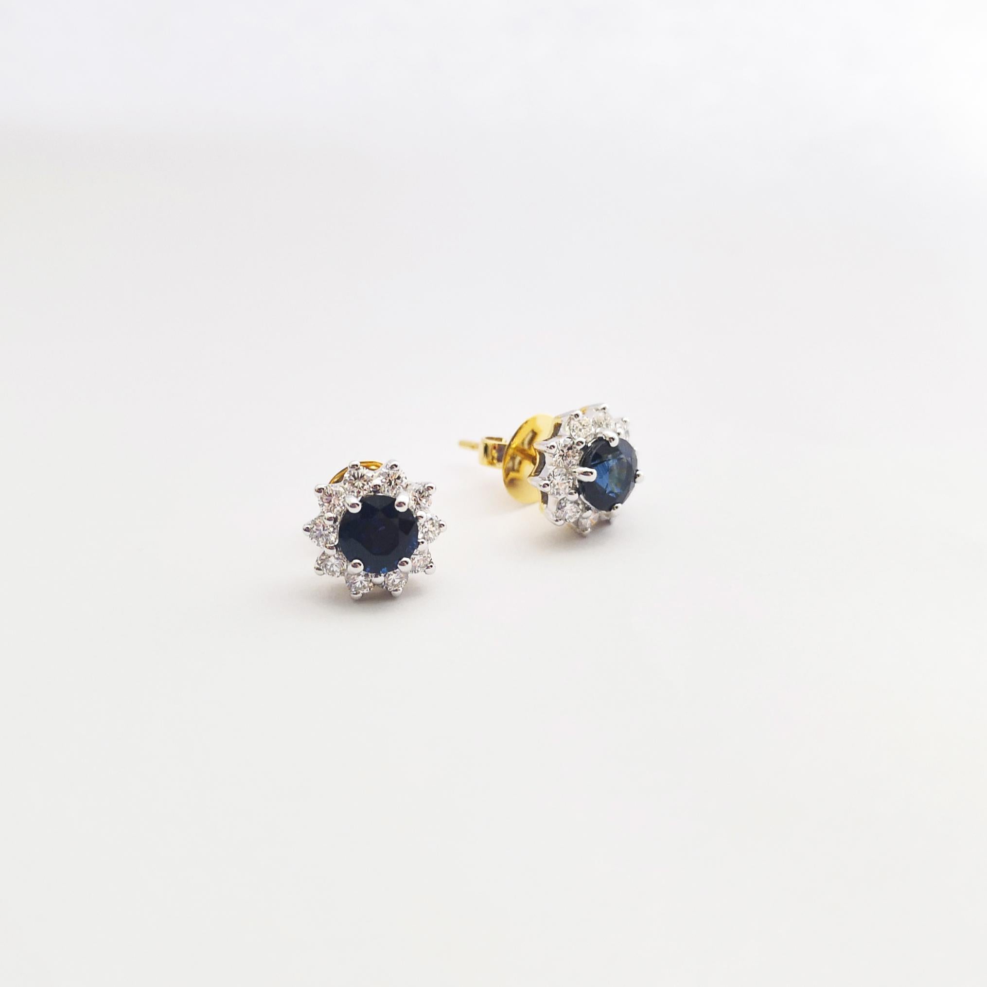 Round Cut Blue Sapphire with Diamond Earrings set in 18K Gold Settings For Sale