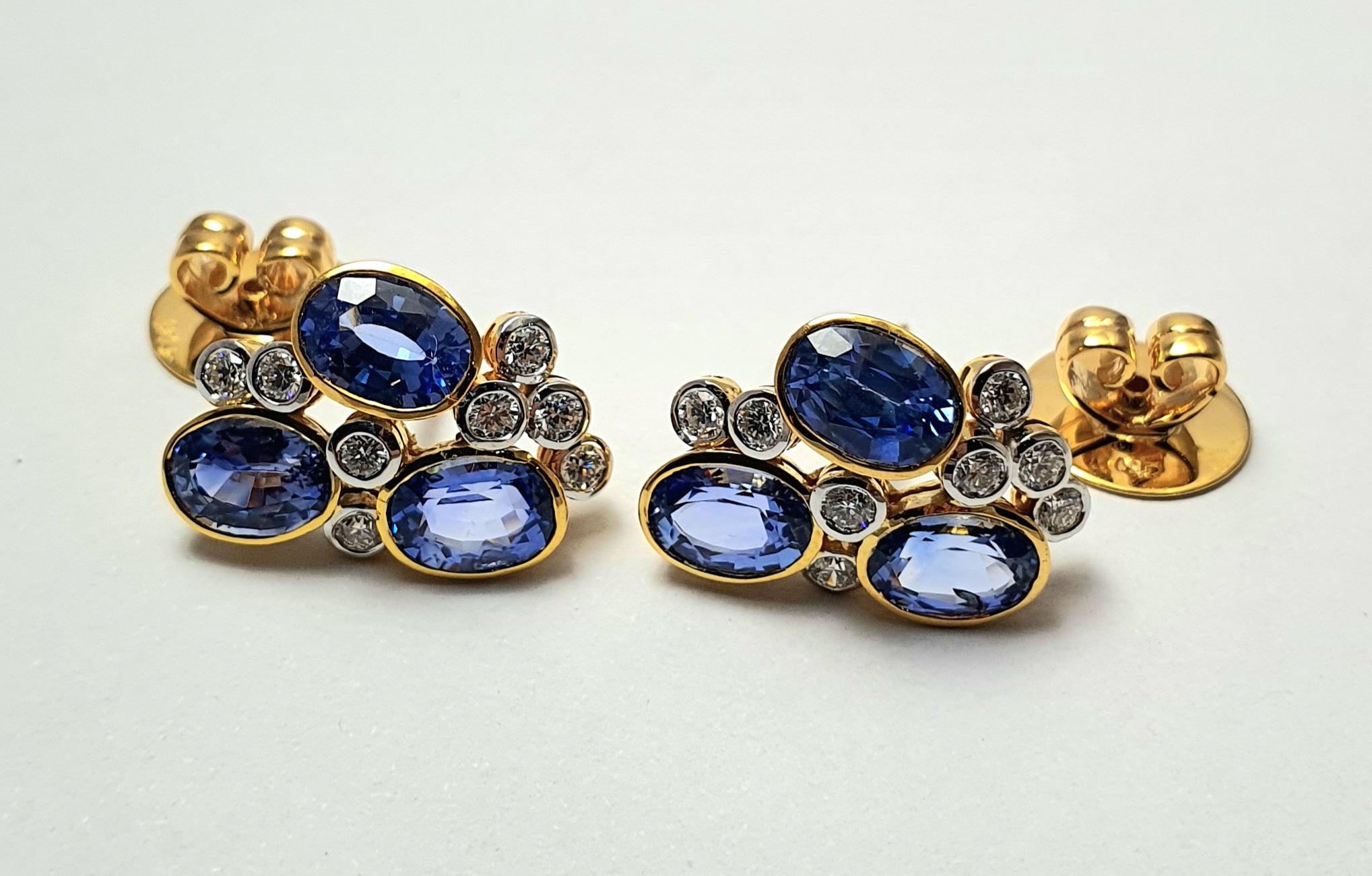 Donna Orecchini con zaffiro blu e diamanti con montatura in oro 18K in vendita