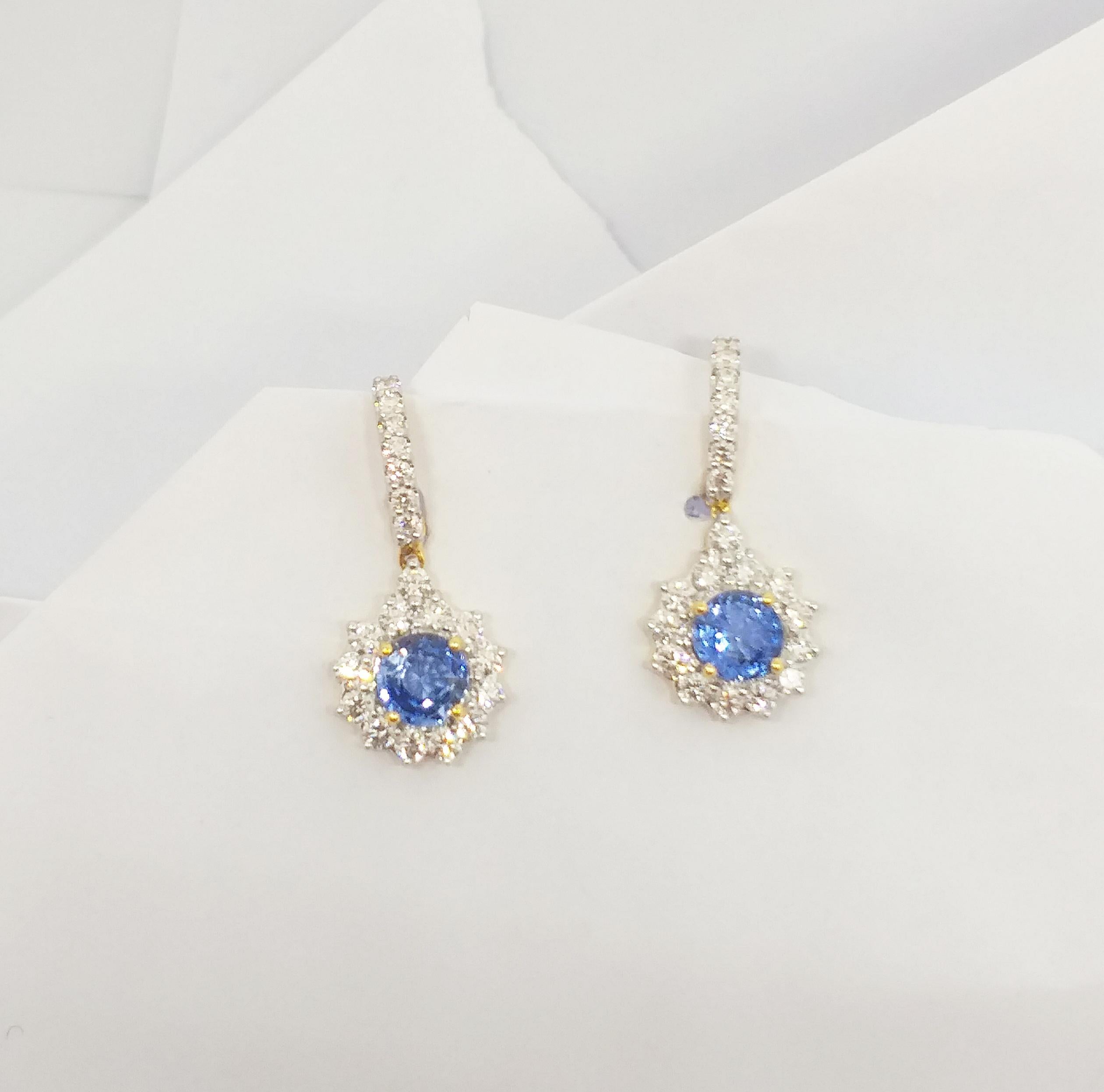 Blue Sapphire with Diamond Earrings set in 18K Gold Settings For Sale 2