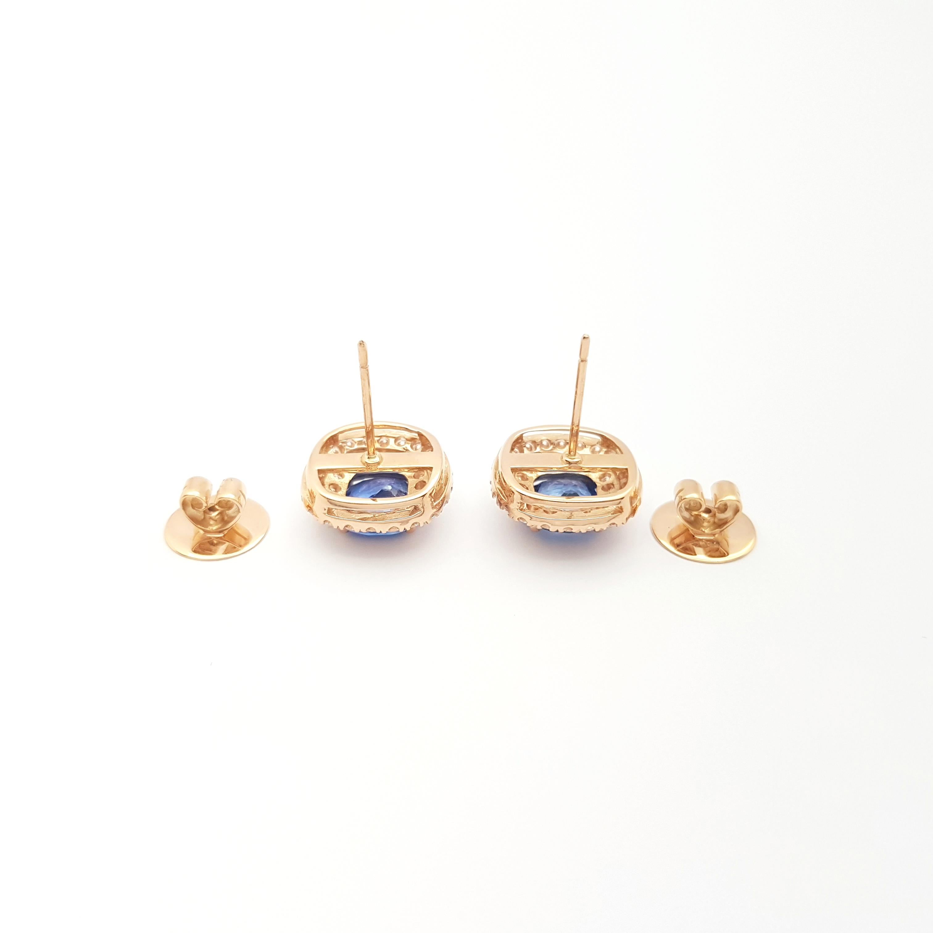 Orecchini con zaffiro blu e diamanti con montatura in oro rosa 18K in vendita 1