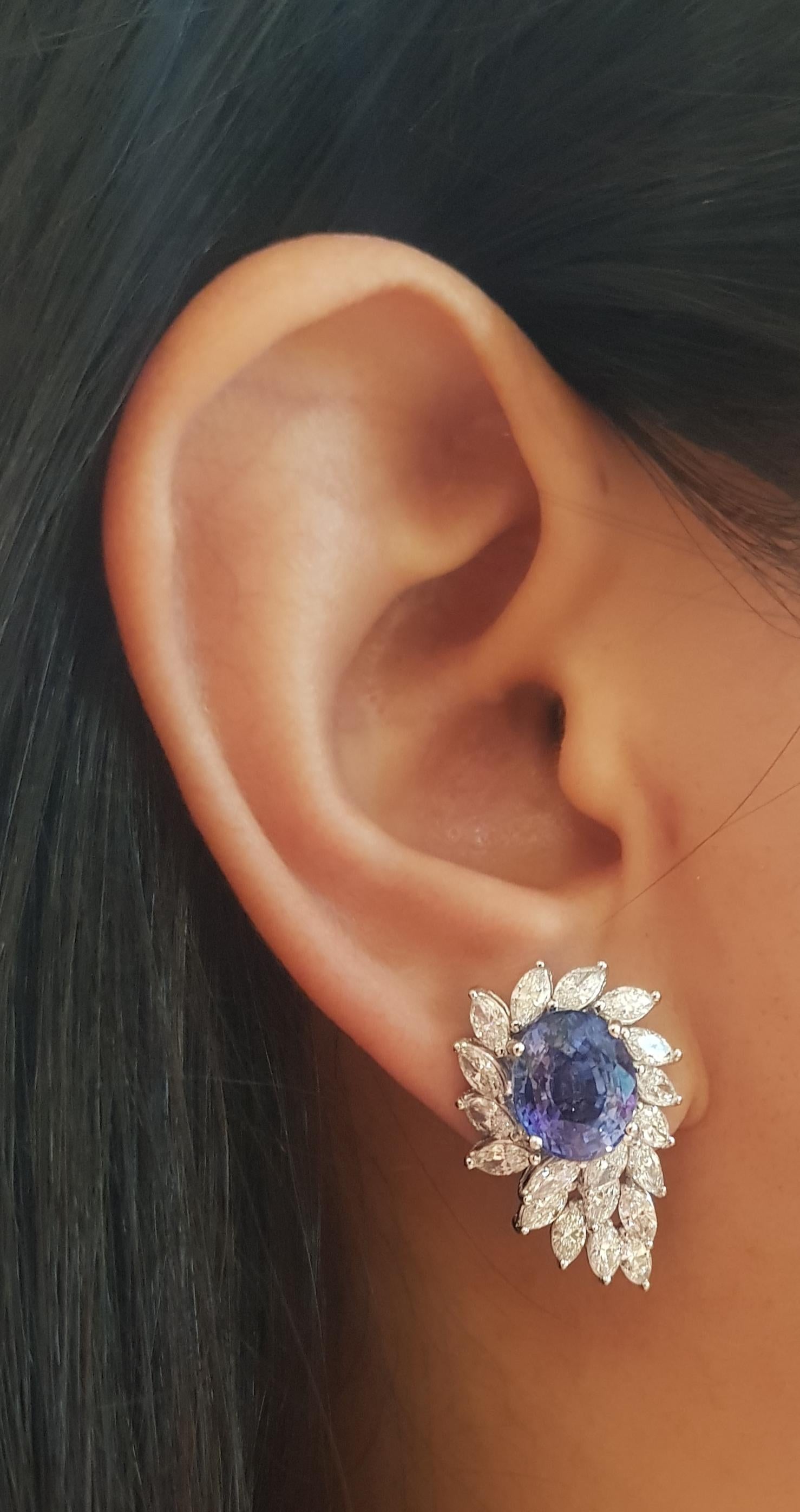 Contemporary Blue Sapphire with Diamond Earrings set in 18K White Gold Settings For Sale