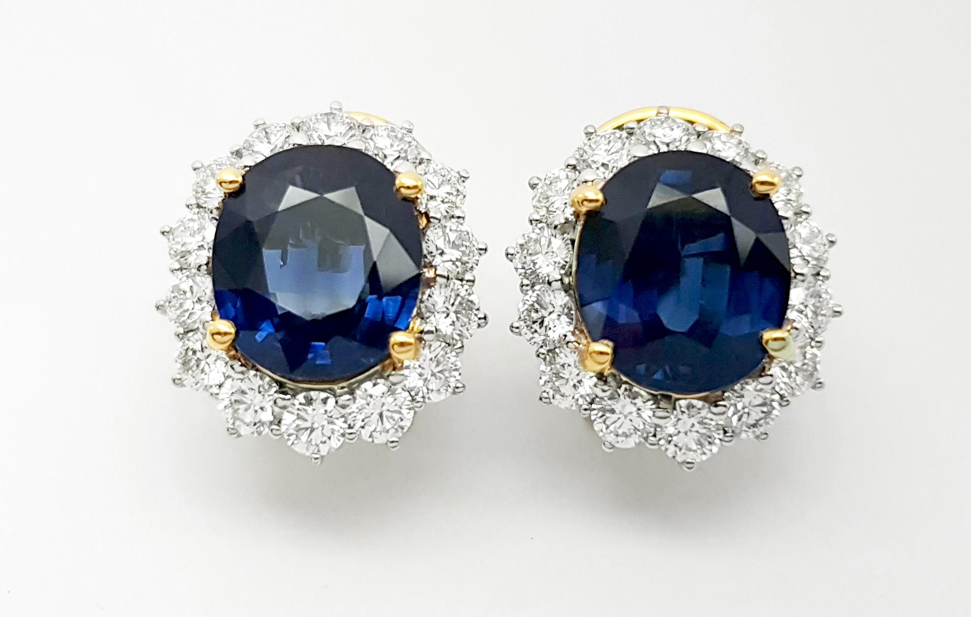 Contemporain Boucles d'oreilles en or jaune/blanc 18K serties de saphirs bleus et de diamants en vente