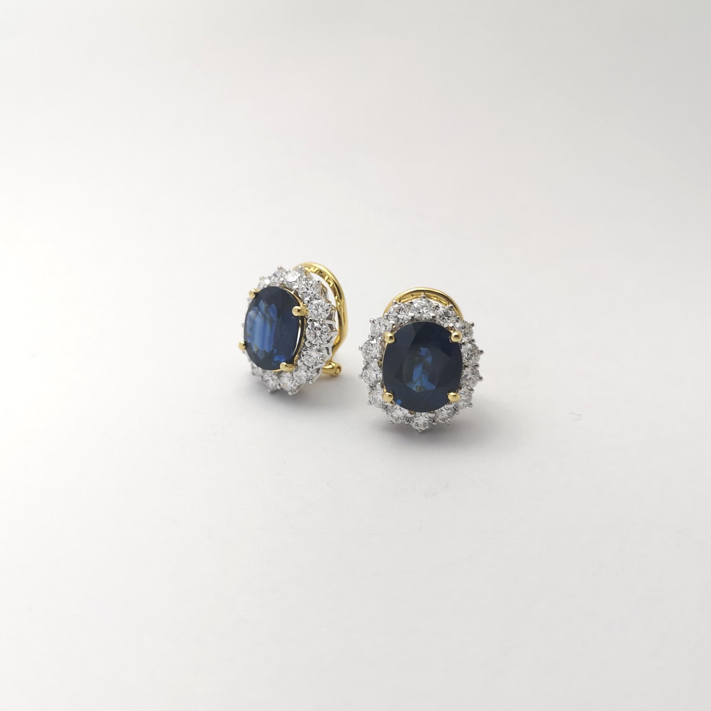 Boucles d'oreilles en or jaune/blanc 18K serties de saphirs bleus et de diamants en vente 2