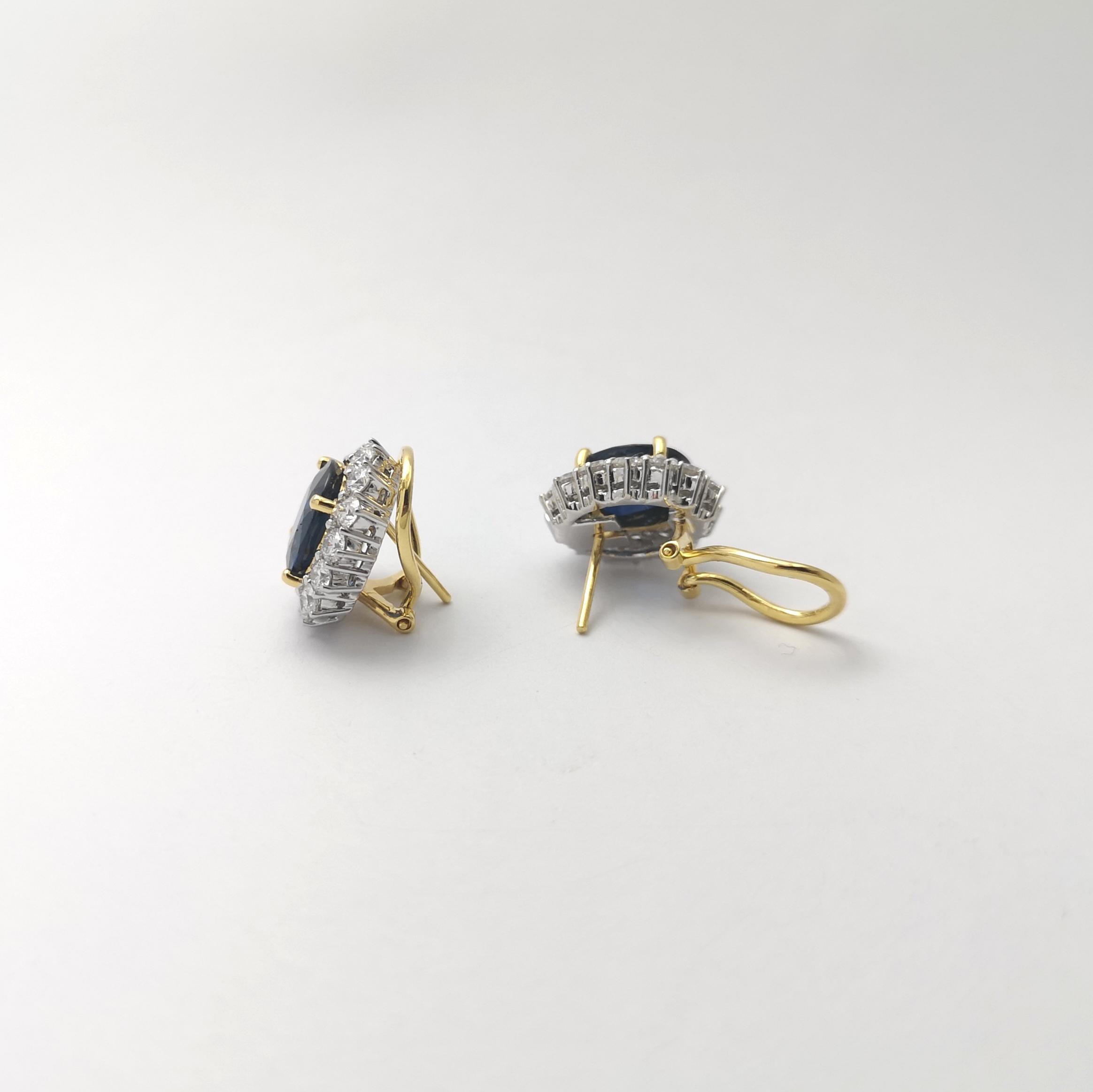 Boucles d'oreilles en or jaune/blanc 18K serties de saphirs bleus et de diamants en vente 3