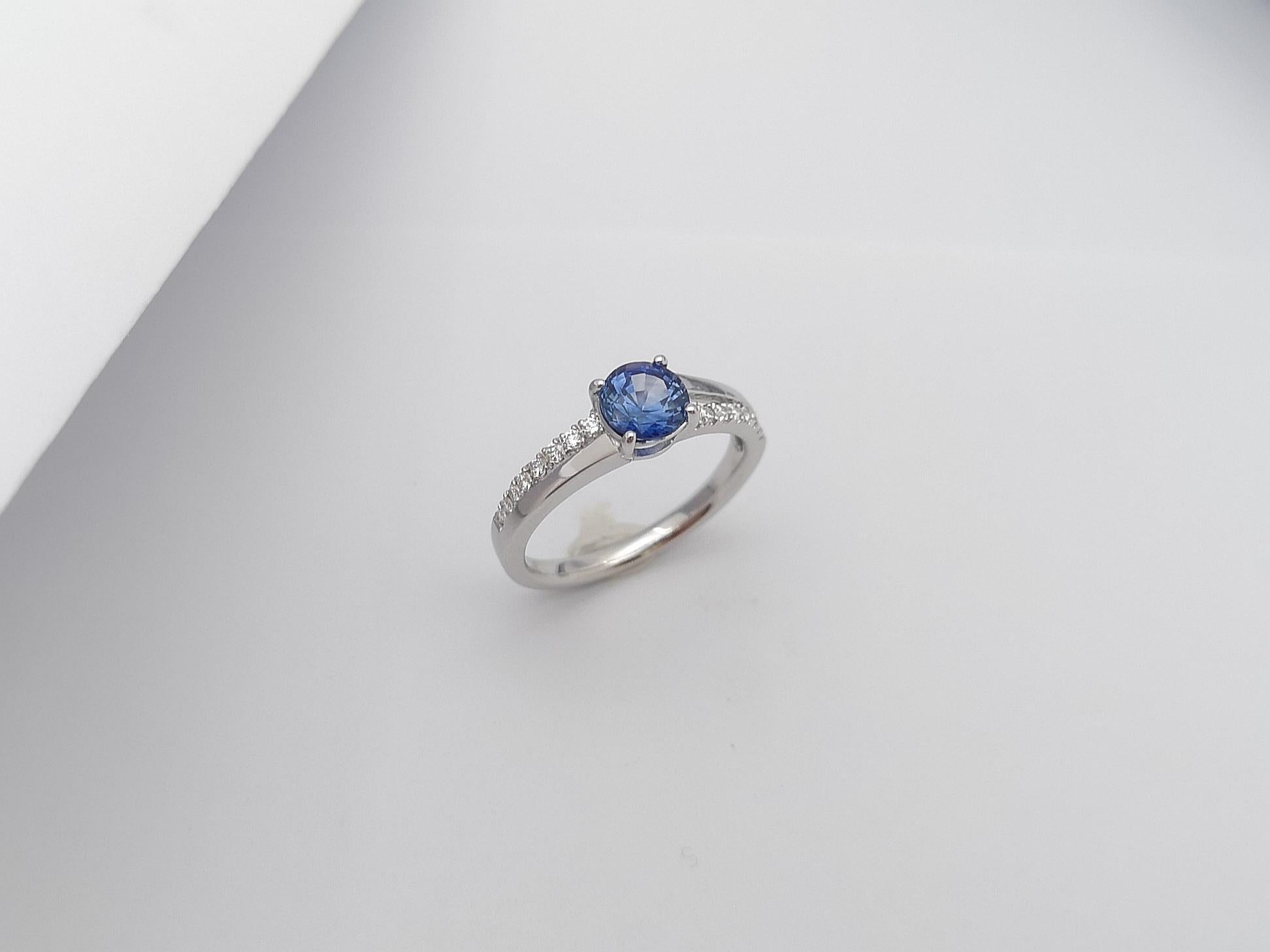 Blue Sapphire with Diamond Engagement Ring Set in 18 Karat White Gold Settings For Sale 4