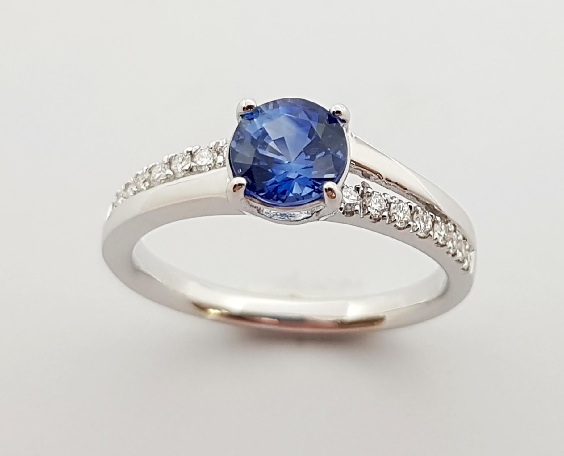 Blue Sapphire with Diamond Engagement Ring Set in 18 Karat White Gold Settings For Sale 6