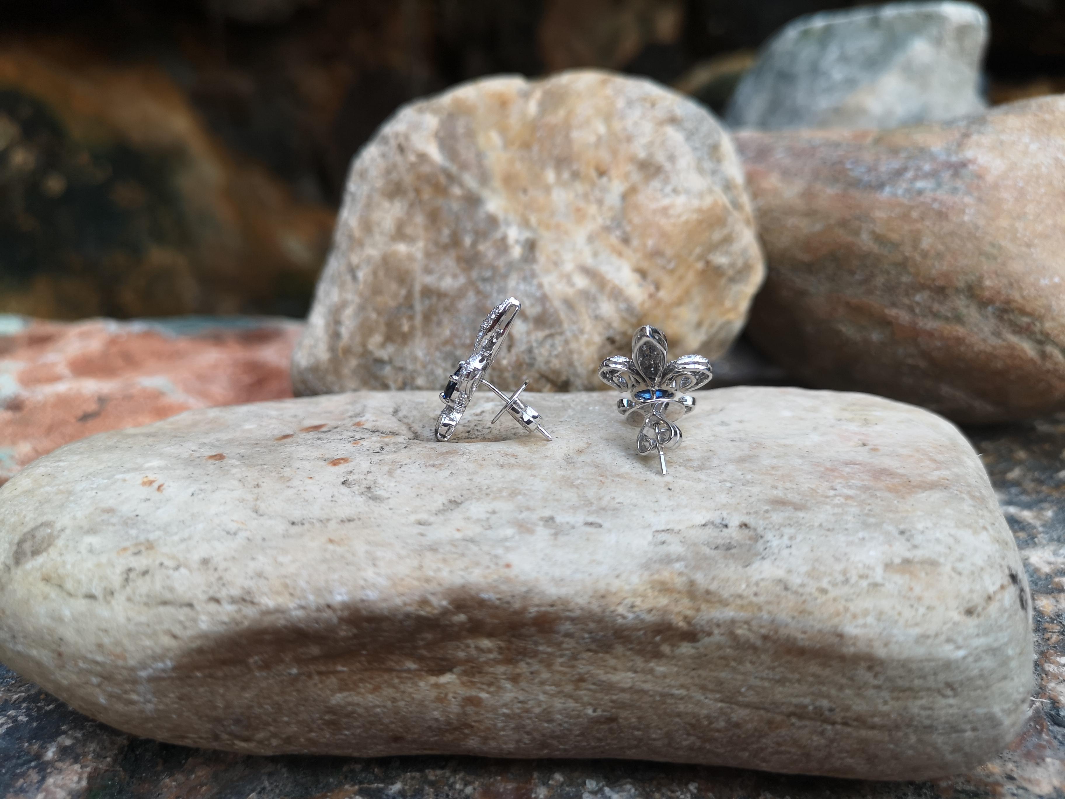 la fleur earring set