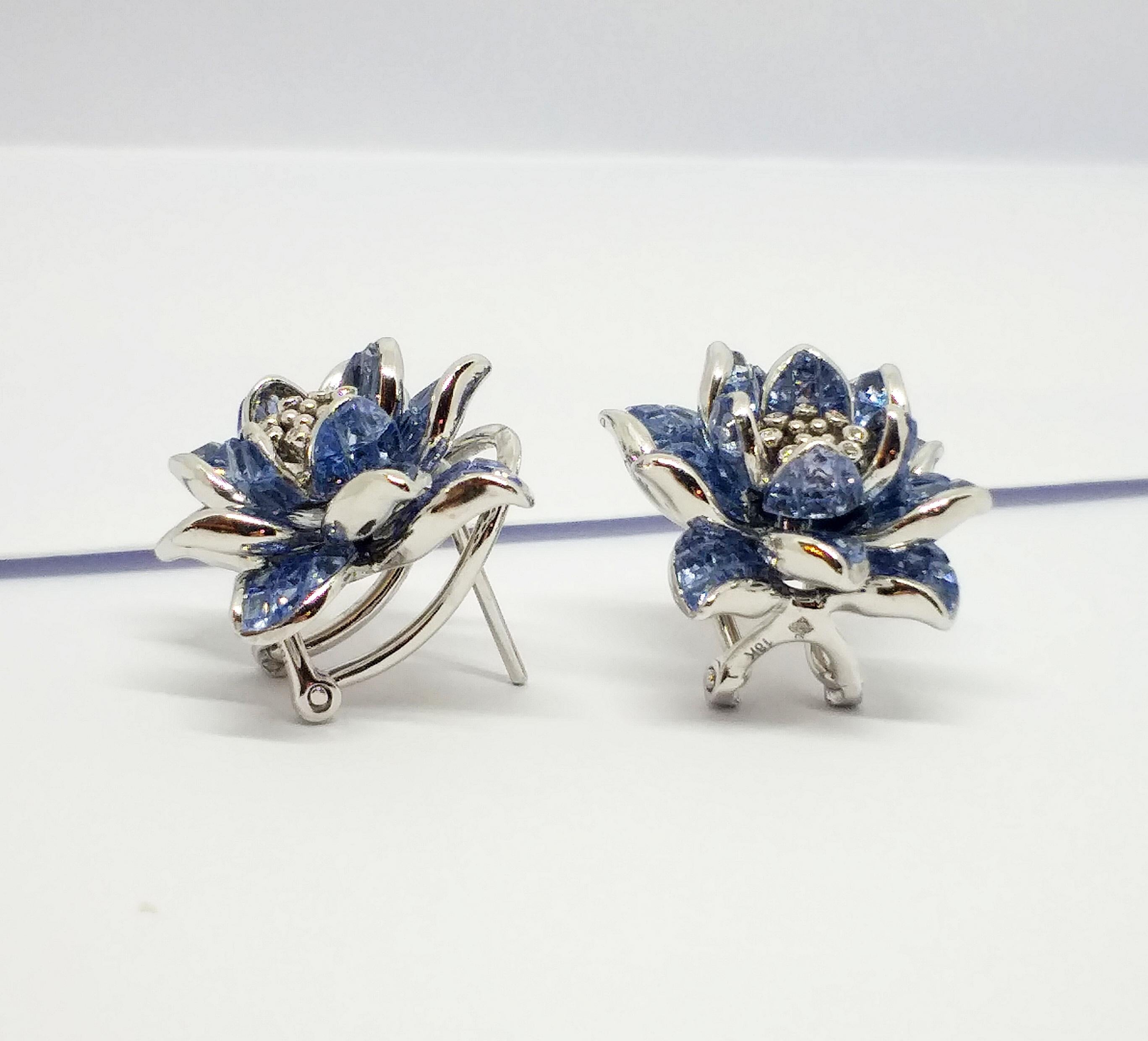 Women's Blue Sapphire with Diamond Flower Earrings set in 18K White Gold Settings For Sale