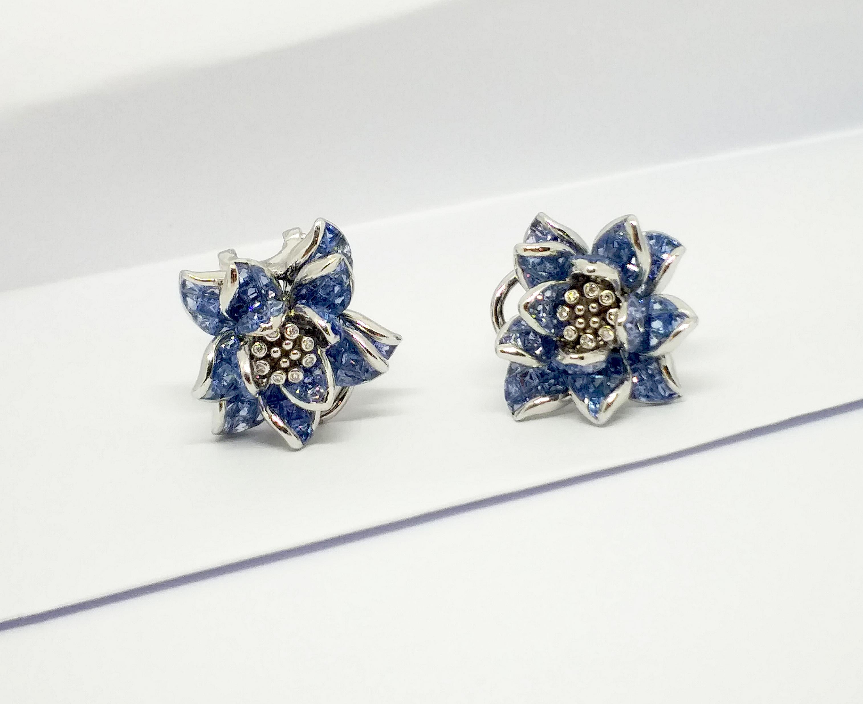 Blue Sapphire with Diamond Flower Earrings set in 18K White Gold Settings For Sale 3