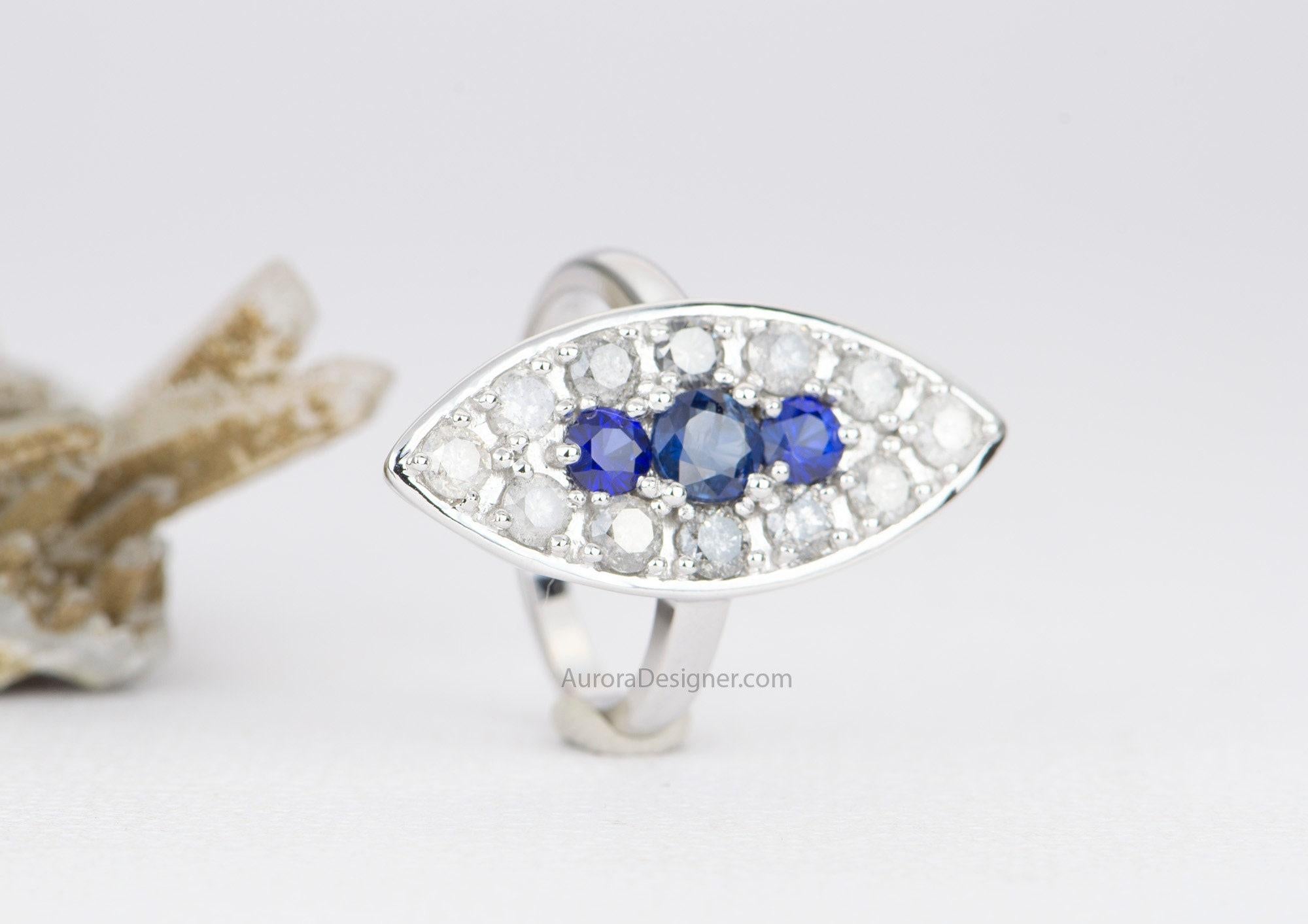 Navette-Ring aus 14 Karat Weißgold mit blauem Saphir und Diamant-Halo, Vintage-inspiriert im Zustand „Neu“ im Angebot in Osprey, FL
