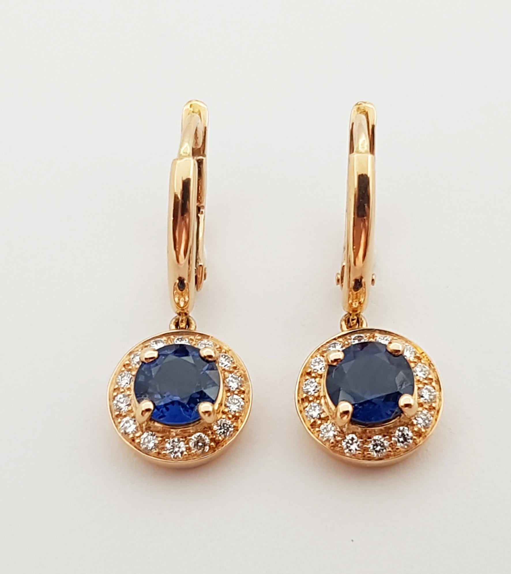 Ohrringe mit blauem blauem Saphir und Diamant-Halo aus 18 Karat Roségold (Zeitgenössisch) im Angebot