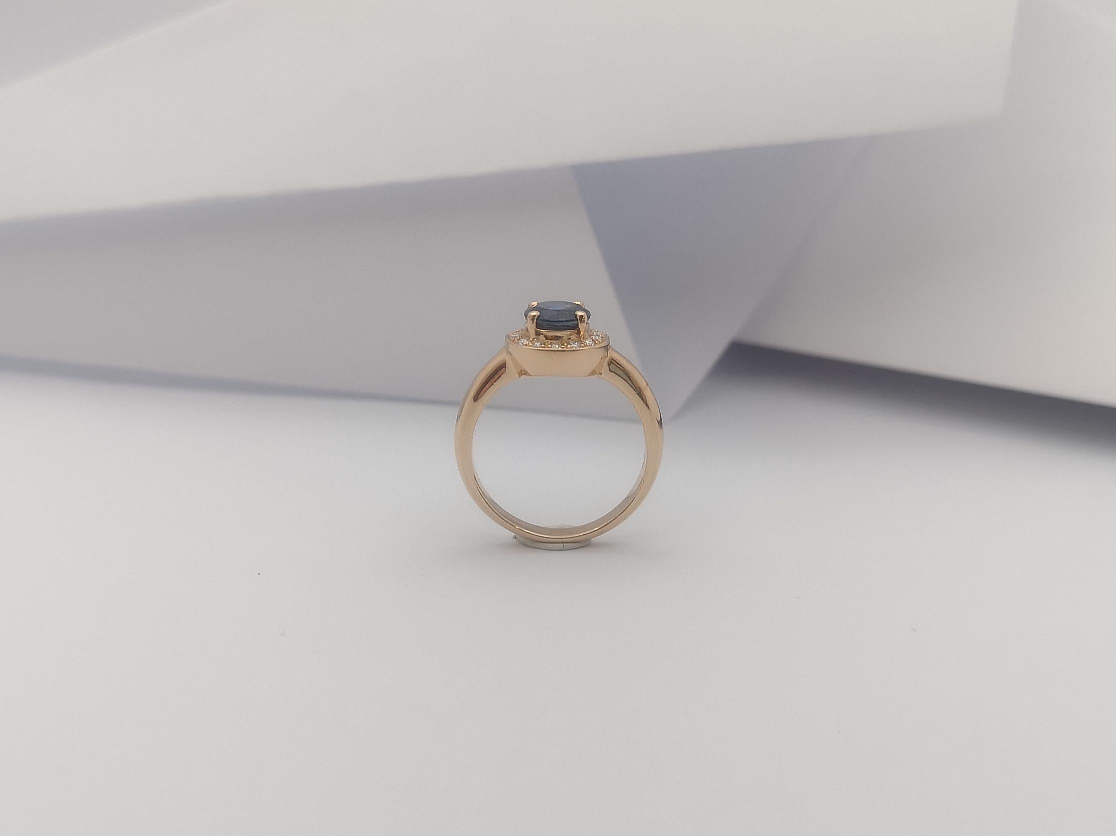 Blue Sapphire with Diamond Halo Ring Set in 18 Karat Rose Gold Settings For Sale 3