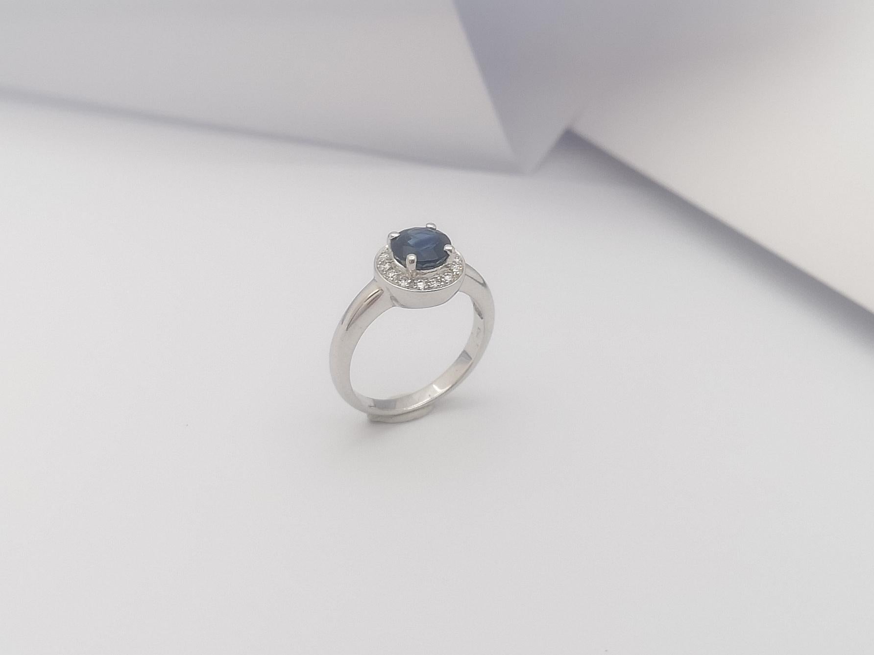 Blue Sapphire with Diamond Halo Ring Set in 18 Karat White Gold Settings For Sale 8
