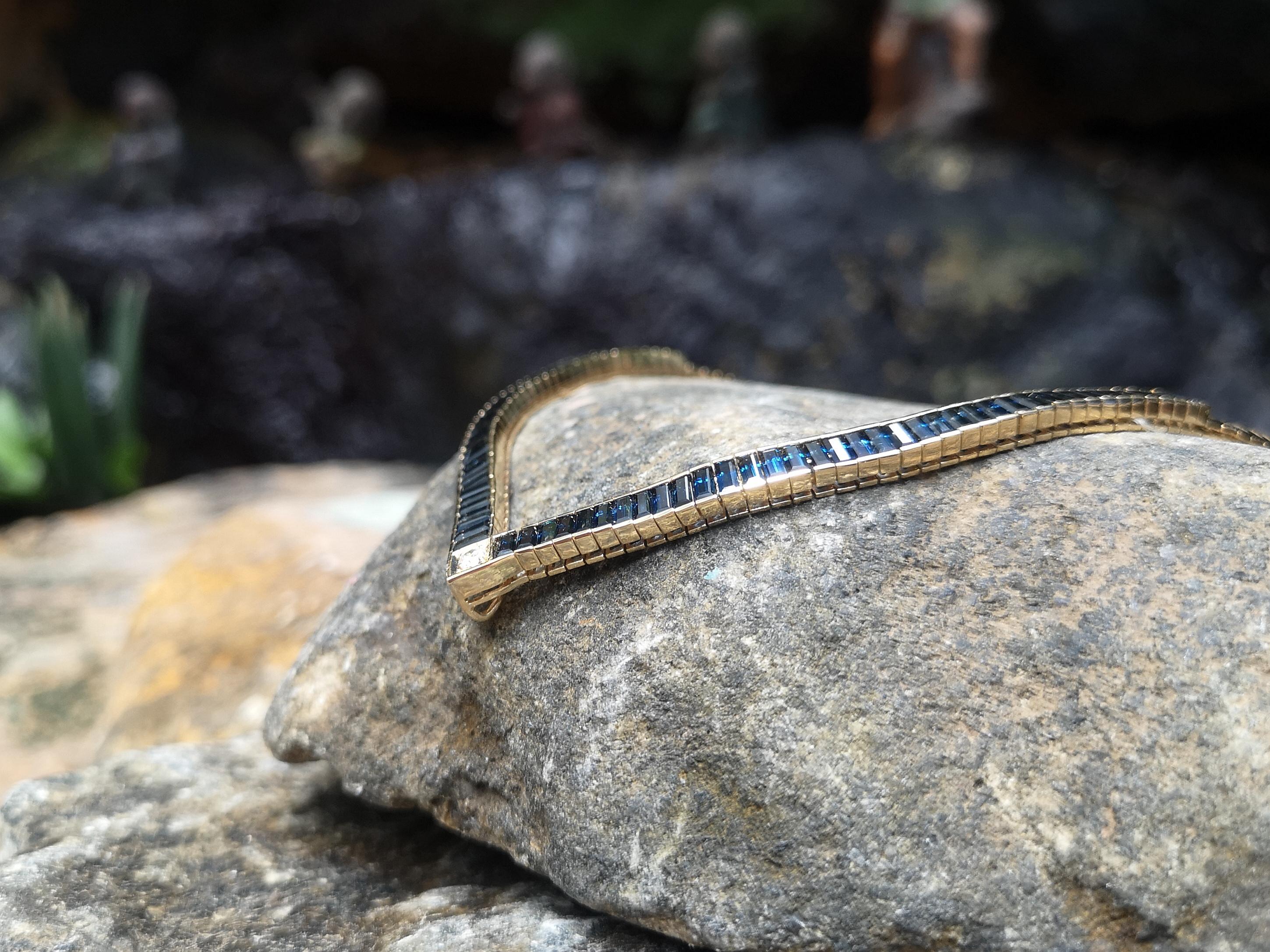 Donna Collana di zaffiri blu e diamanti in oro 18 carati in vendita