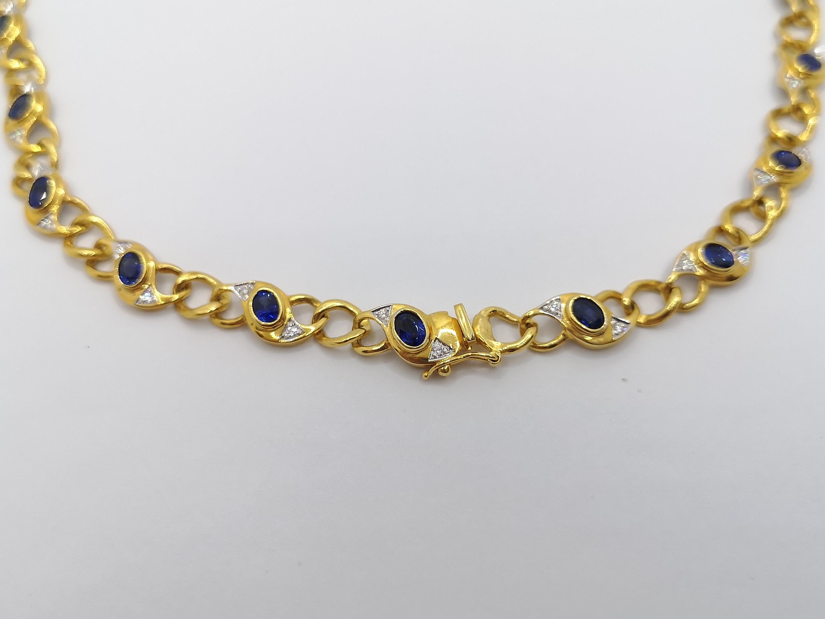 Blue Sapphire with Diamond Necklace Set in 18 Karat Gold Settings For Sale 5