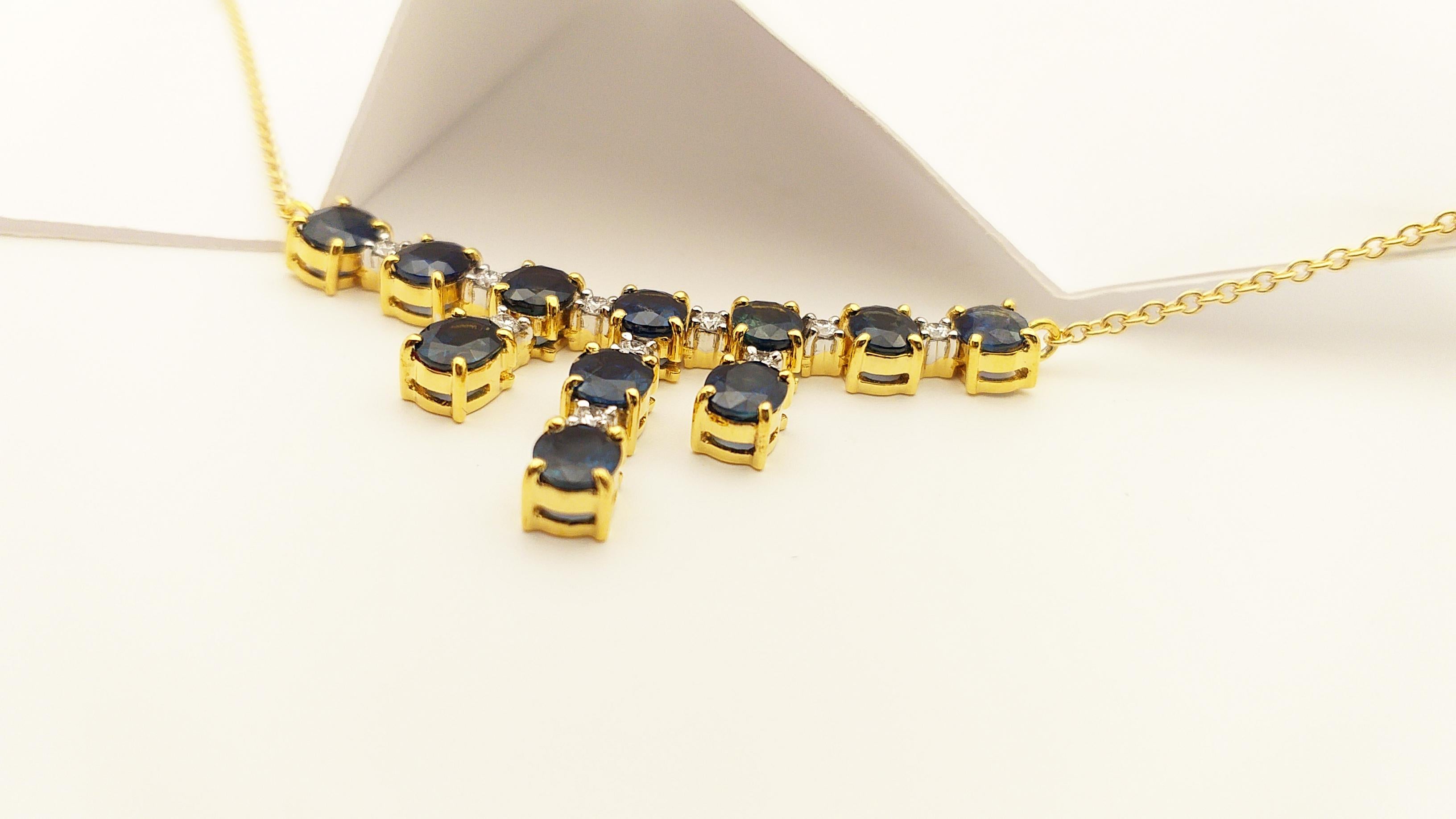 Blauer blauer Saphir mit Diamant-Halskette in 18 Karat Goldfassung im Zustand „Neu“ im Angebot in Bangkok, TH