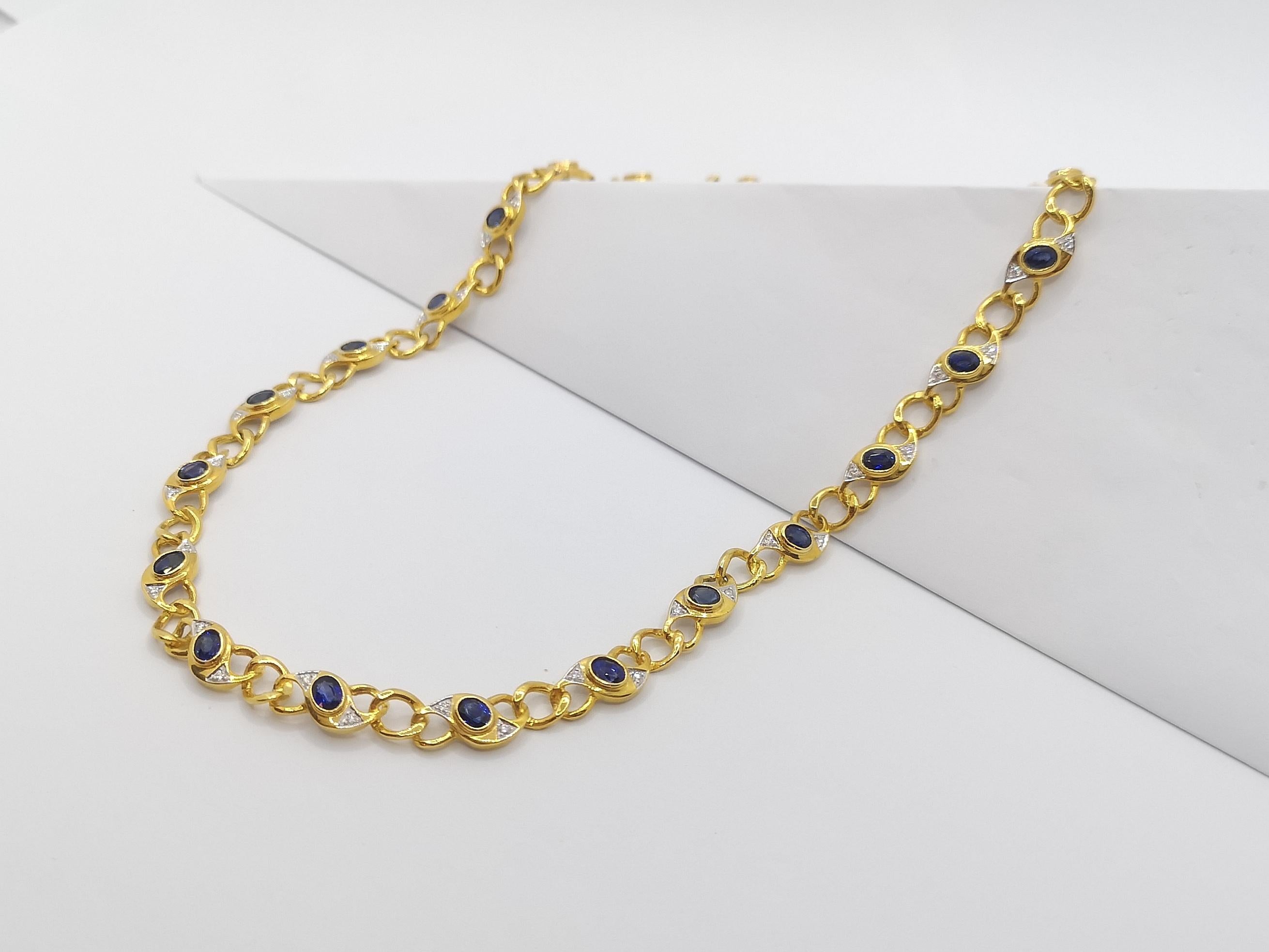 Blue Sapphire with Diamond Necklace Set in 18 Karat Gold Settings For Sale 1