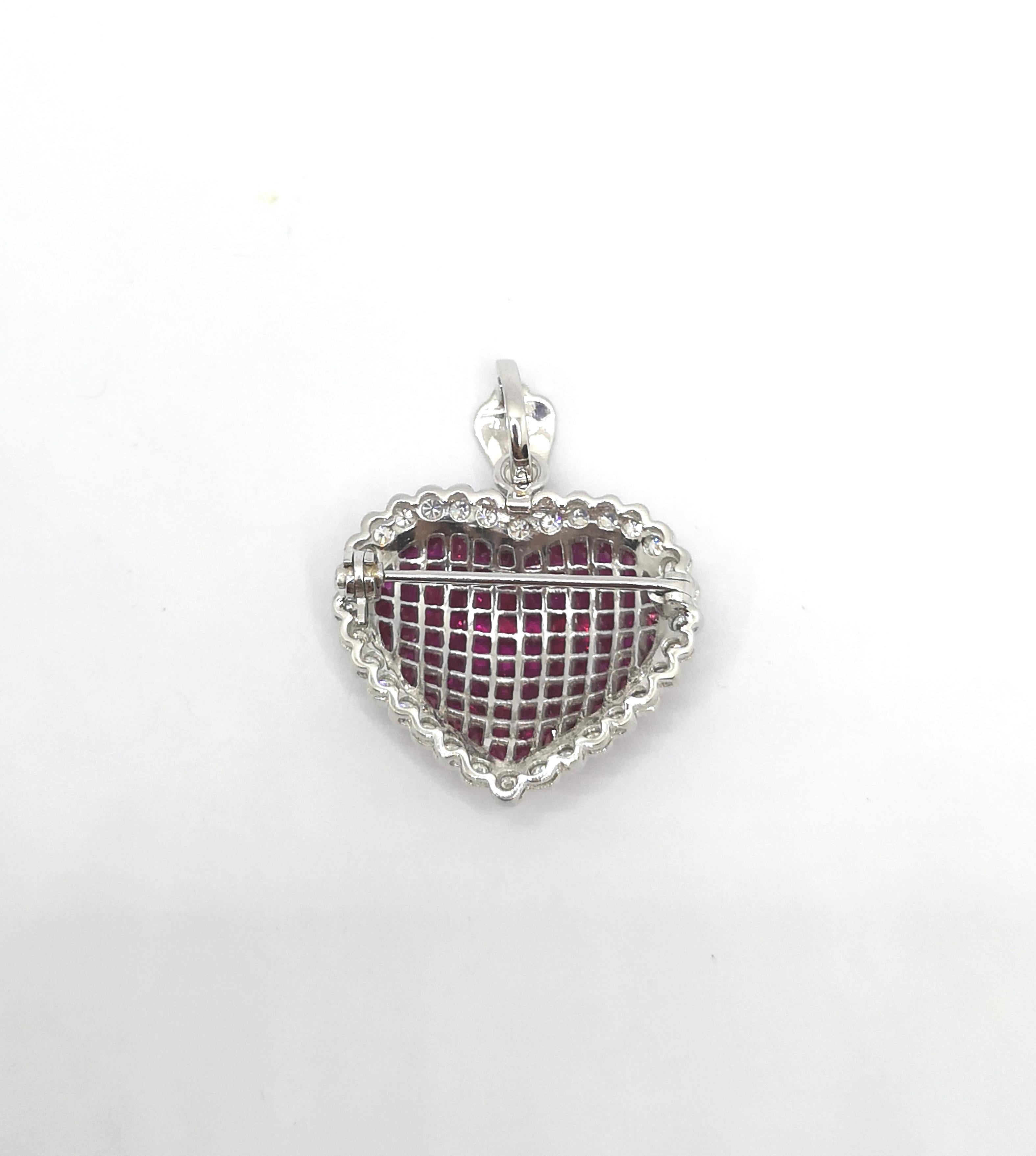 De las mujeres Colgante/ Broche de zafiro azul con diamantes engastado en oro blanco de 18 quilates en venta