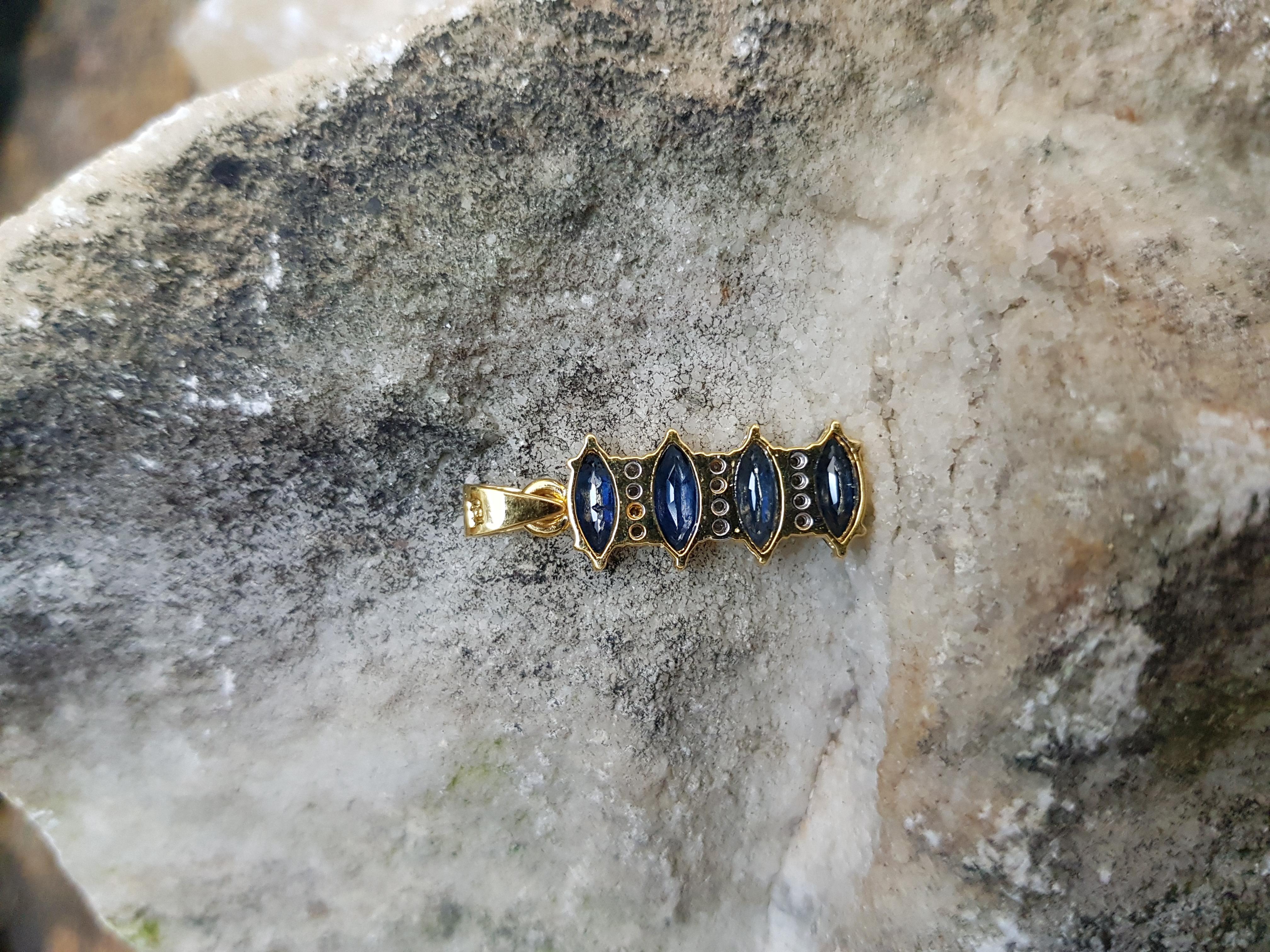 Blauer Saphir mit Diamant-Anhänger in 18 Karat Goldfassungen gefasst (Marquiseschliff) im Angebot