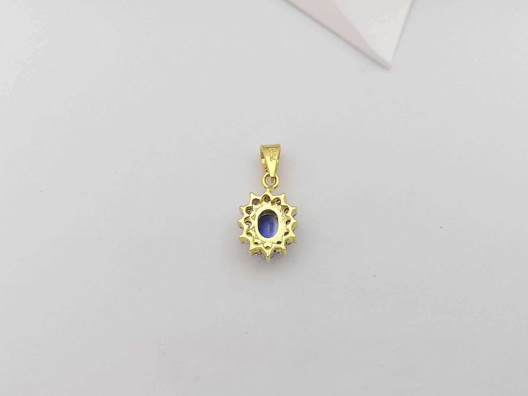 Blue Sapphire with Diamond Pendant Set in 18 Karat Gold Settings For Sale 1