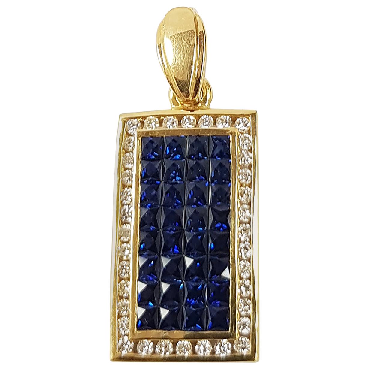 Blue Sapphire with Diamond Pendant Set in 18 Karat Gold Settings For Sale